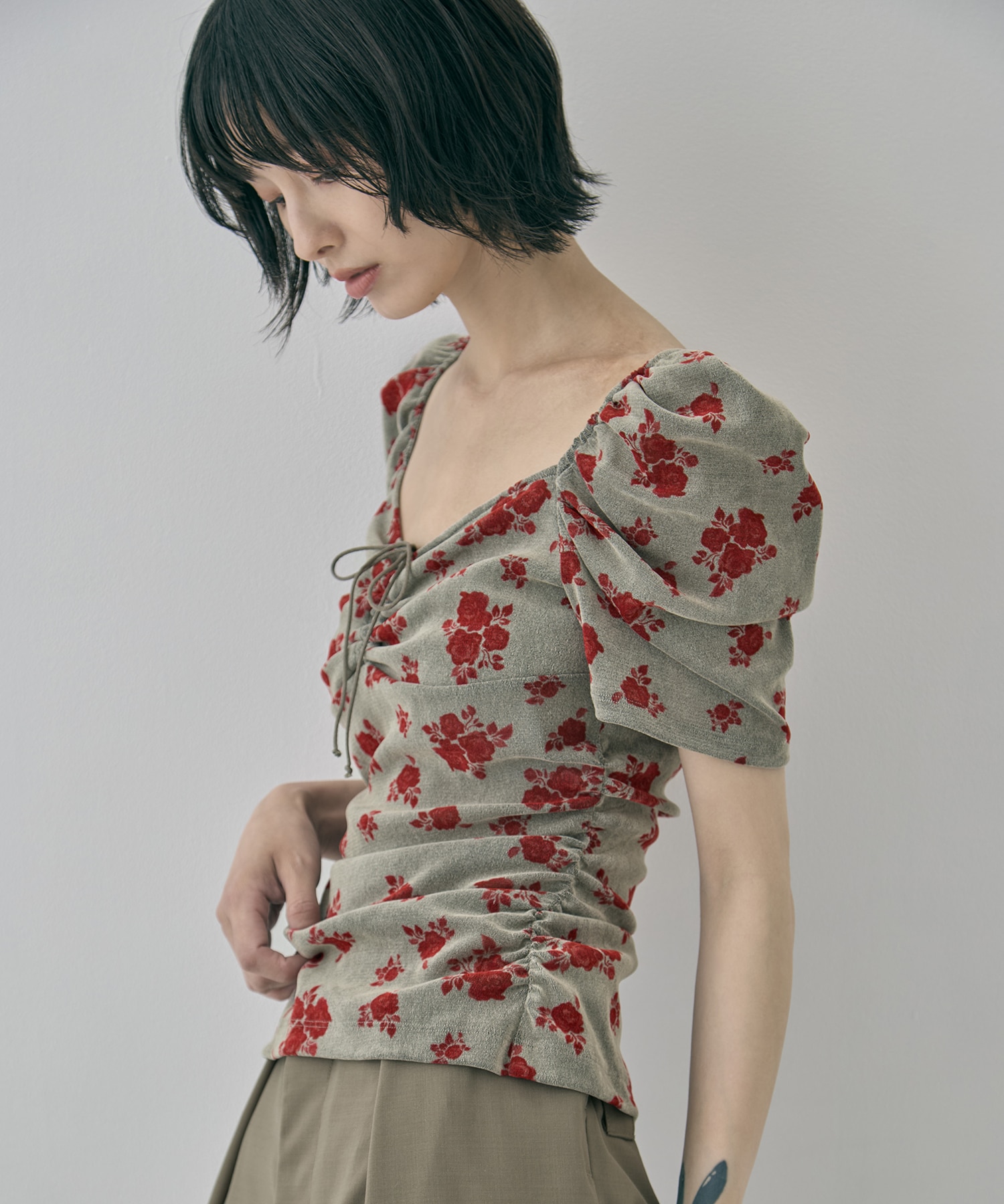 別注 VELOUR ROSE TEE FETICO