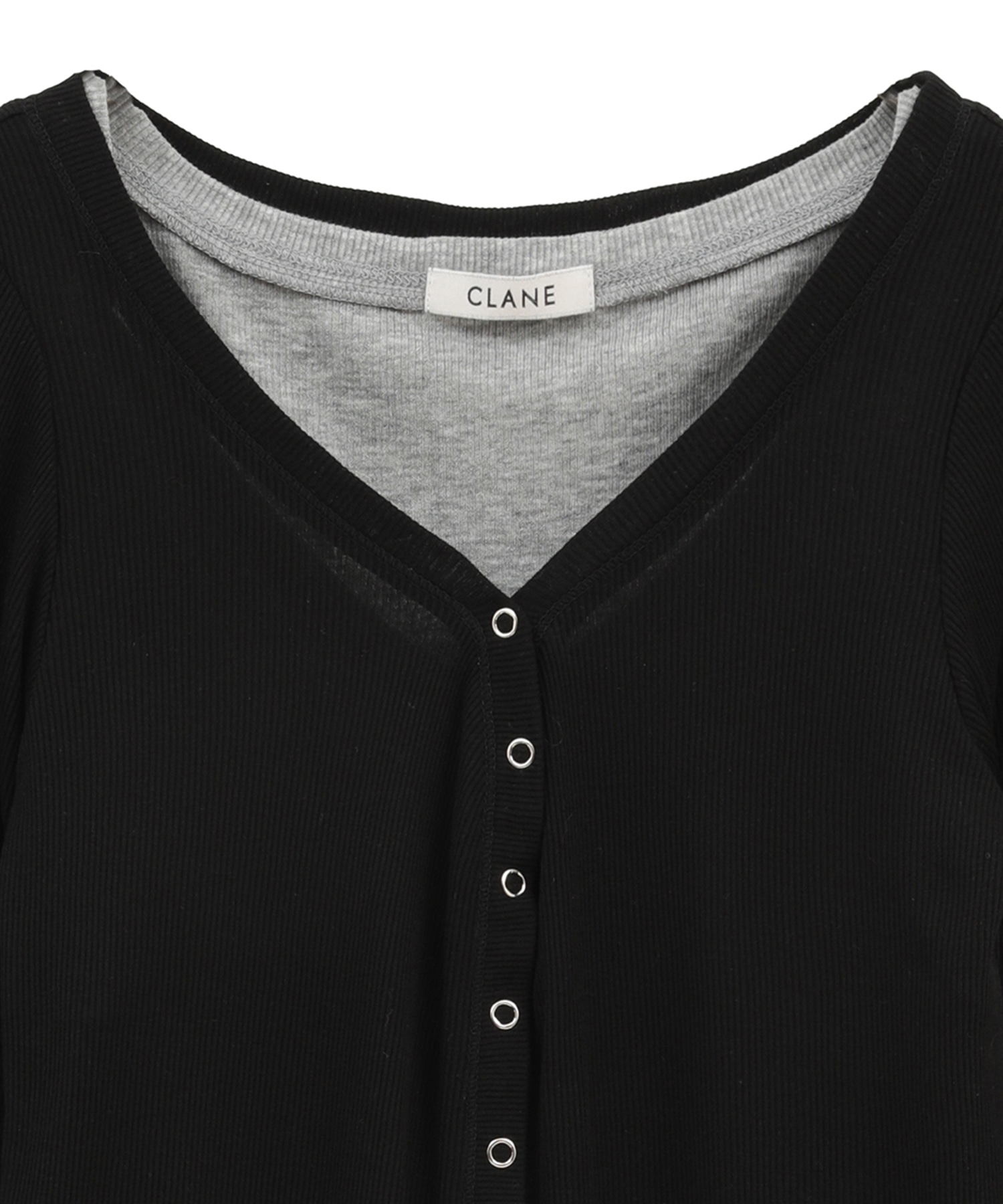 CURVED NECK LAYERED SET TOPS CLANE