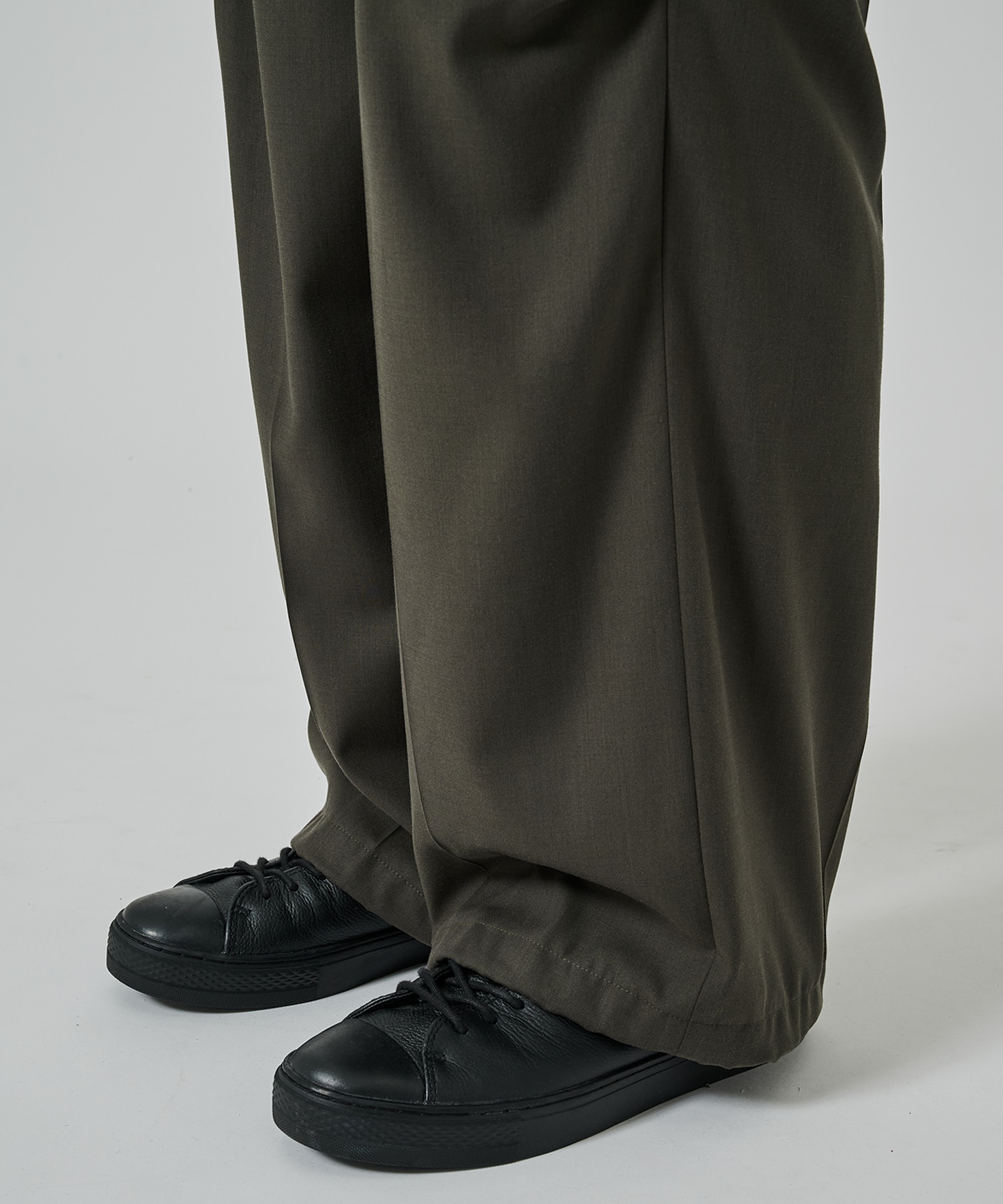 【涼しいウール】COOL WOOL CARGO PANTS STUDIOUS