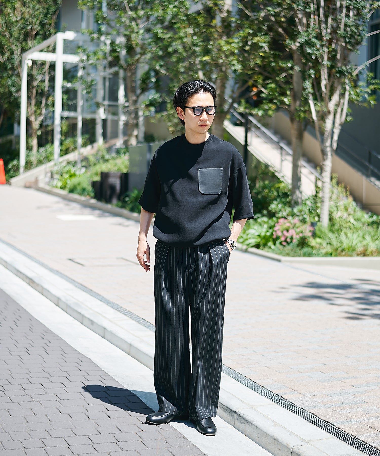 SUMMER ESSENTIAL DRAWCORD TEE STUDIOUS