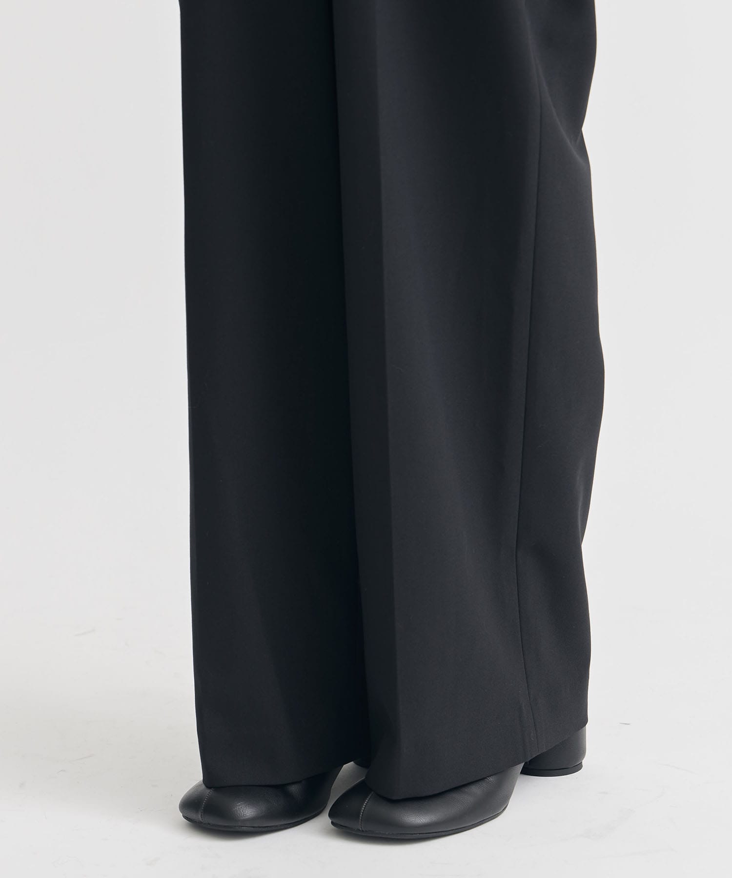 Waist Cut-out Jumpsuit STUDIOUS