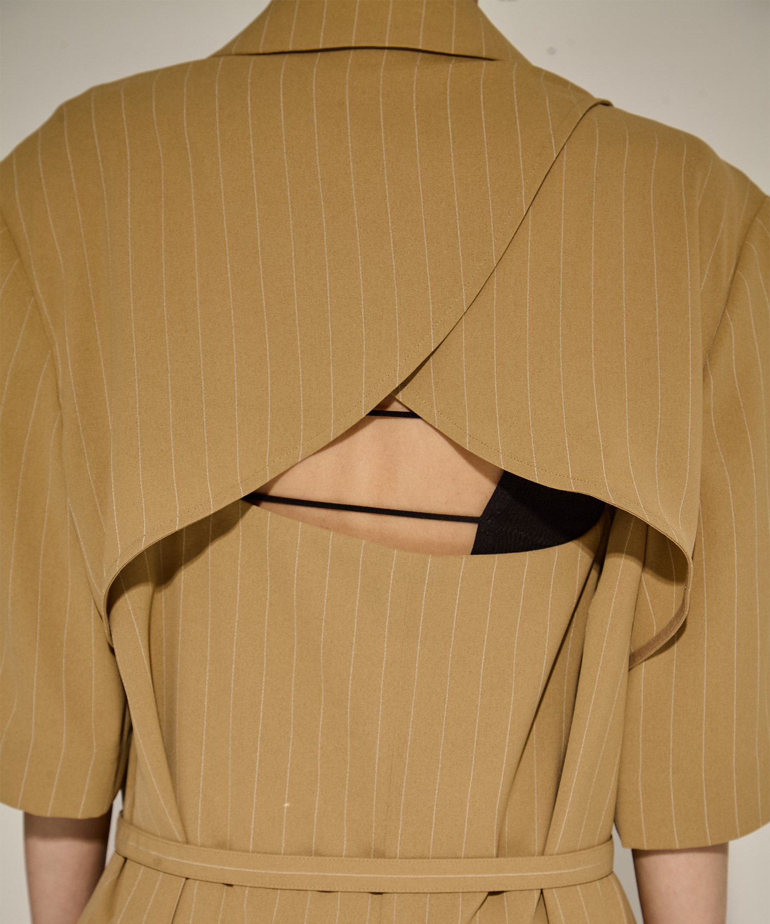 BACK CURTAIN OPEN HS JACKET AMERI