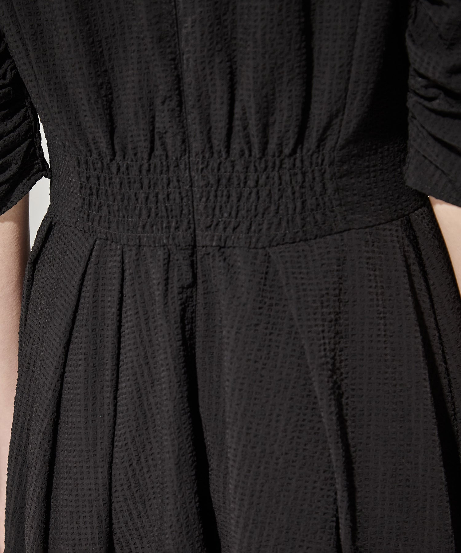 SEERSUCKER VOLUME HEM DRESS AMERI