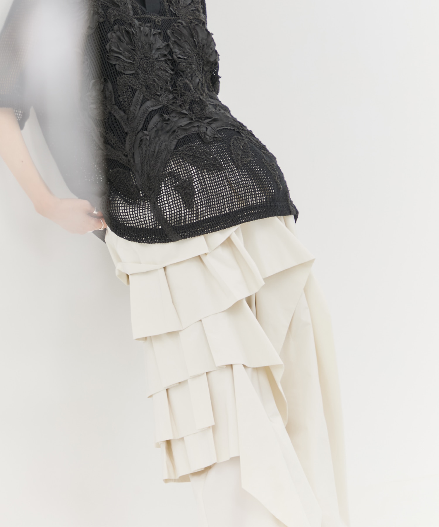 別注RUFFLE PANTS TAAKK