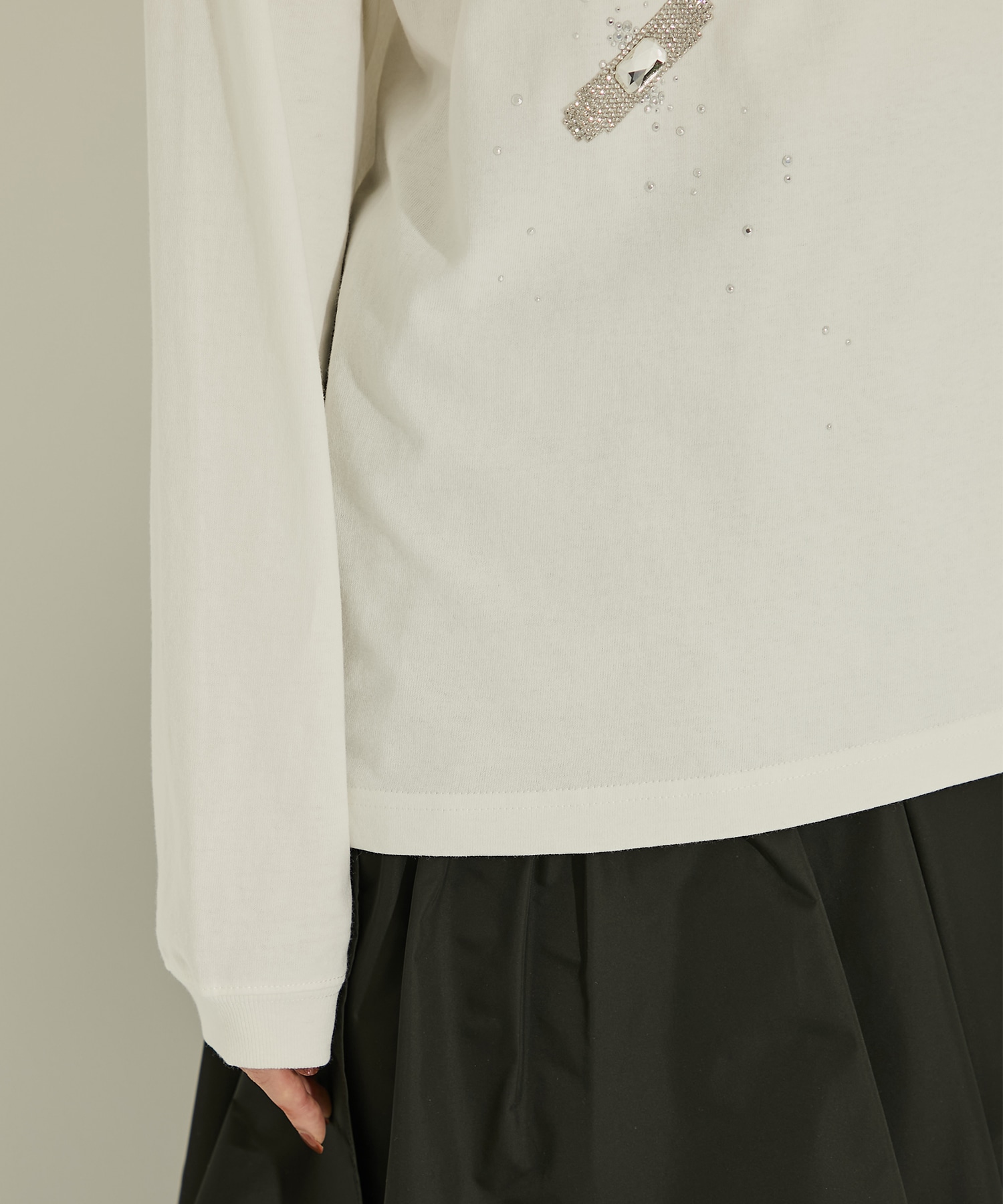 Bijou Aid long sleeve T-shirt White tanakadaisuke