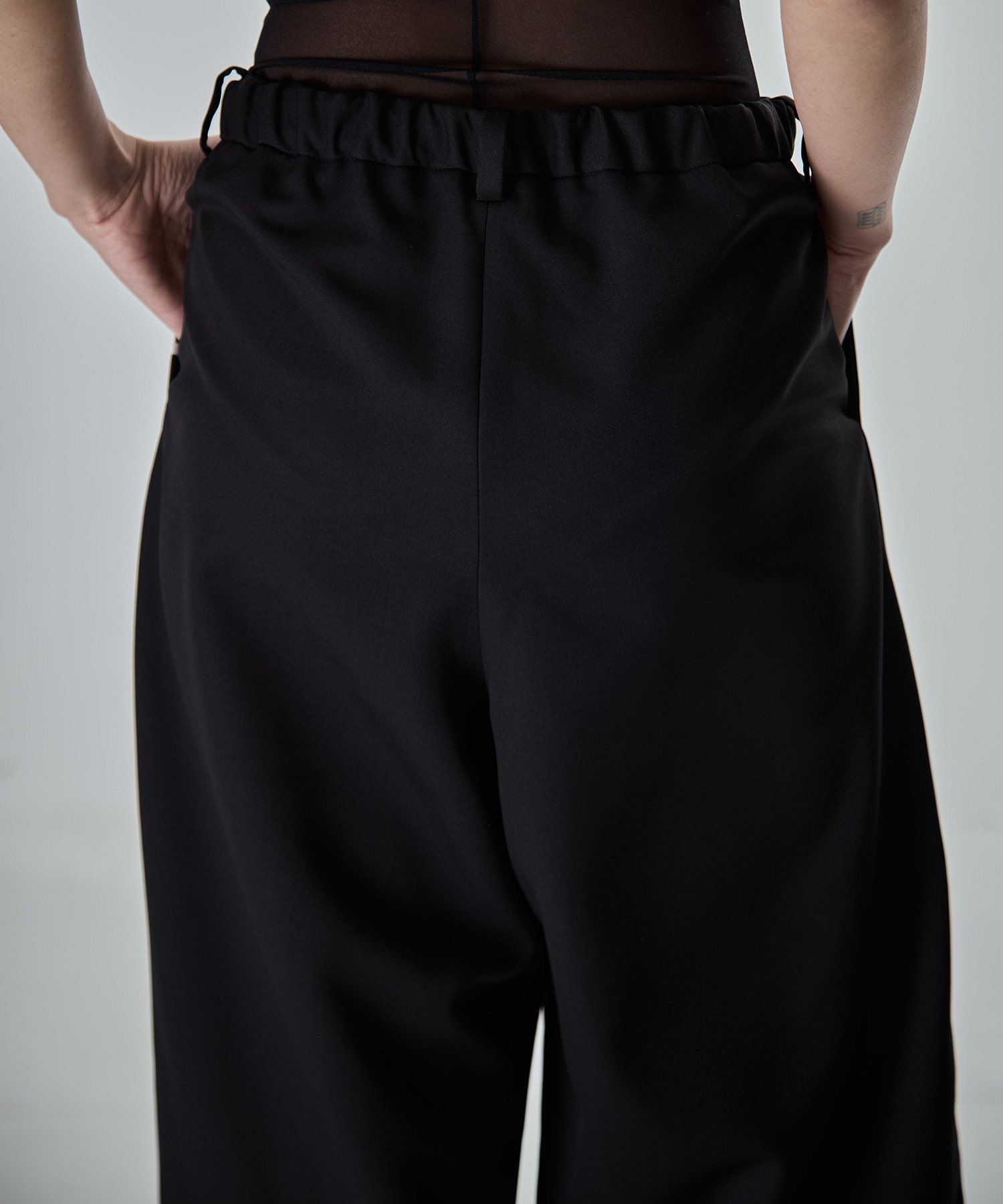 WOOLY TEXTURE EASY TROUSERS Maison MIHARA YASUHIRO