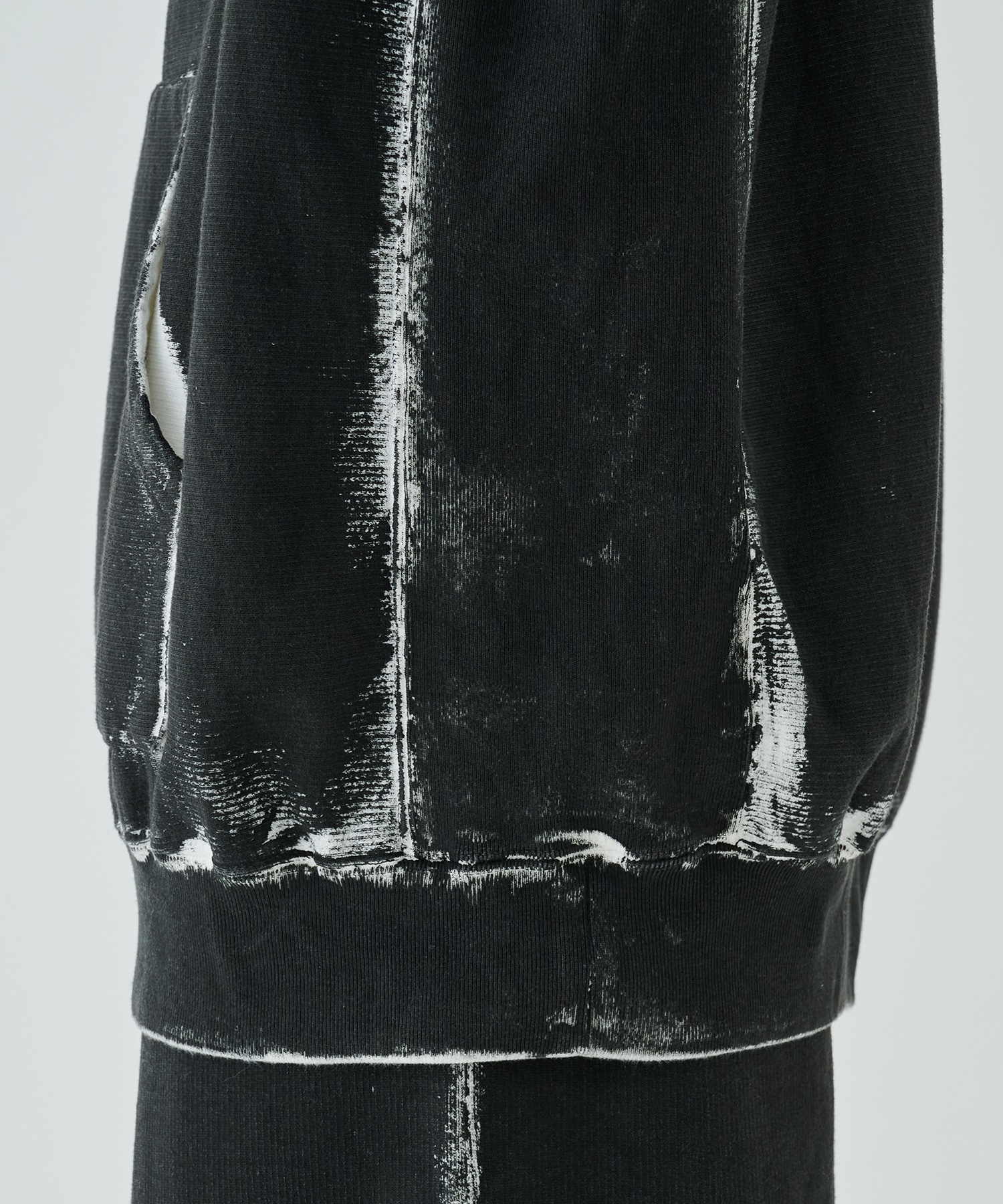 〈別注〉PAINTED SWEAT HOODIE JOHN LAWRENCE SULLIVAN