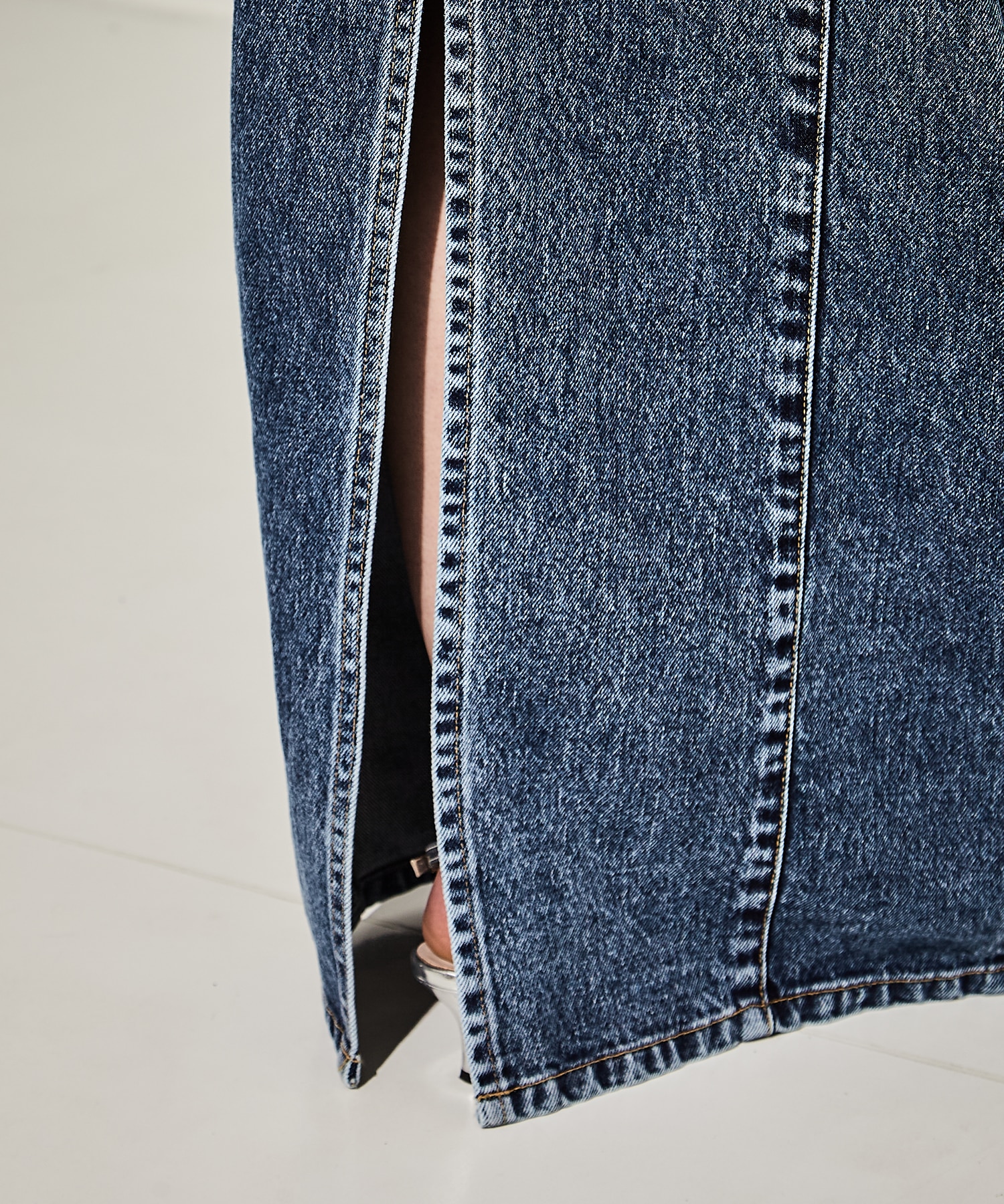 WASHED DENIM HOLLOWED OUT SKIRT JOHN LAWRENCE SULLIVAN