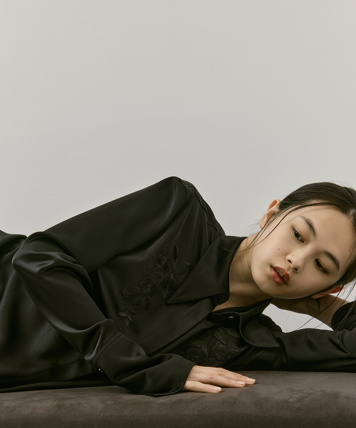 別注 EMBROIDERY SATIN SHIRT FETICO