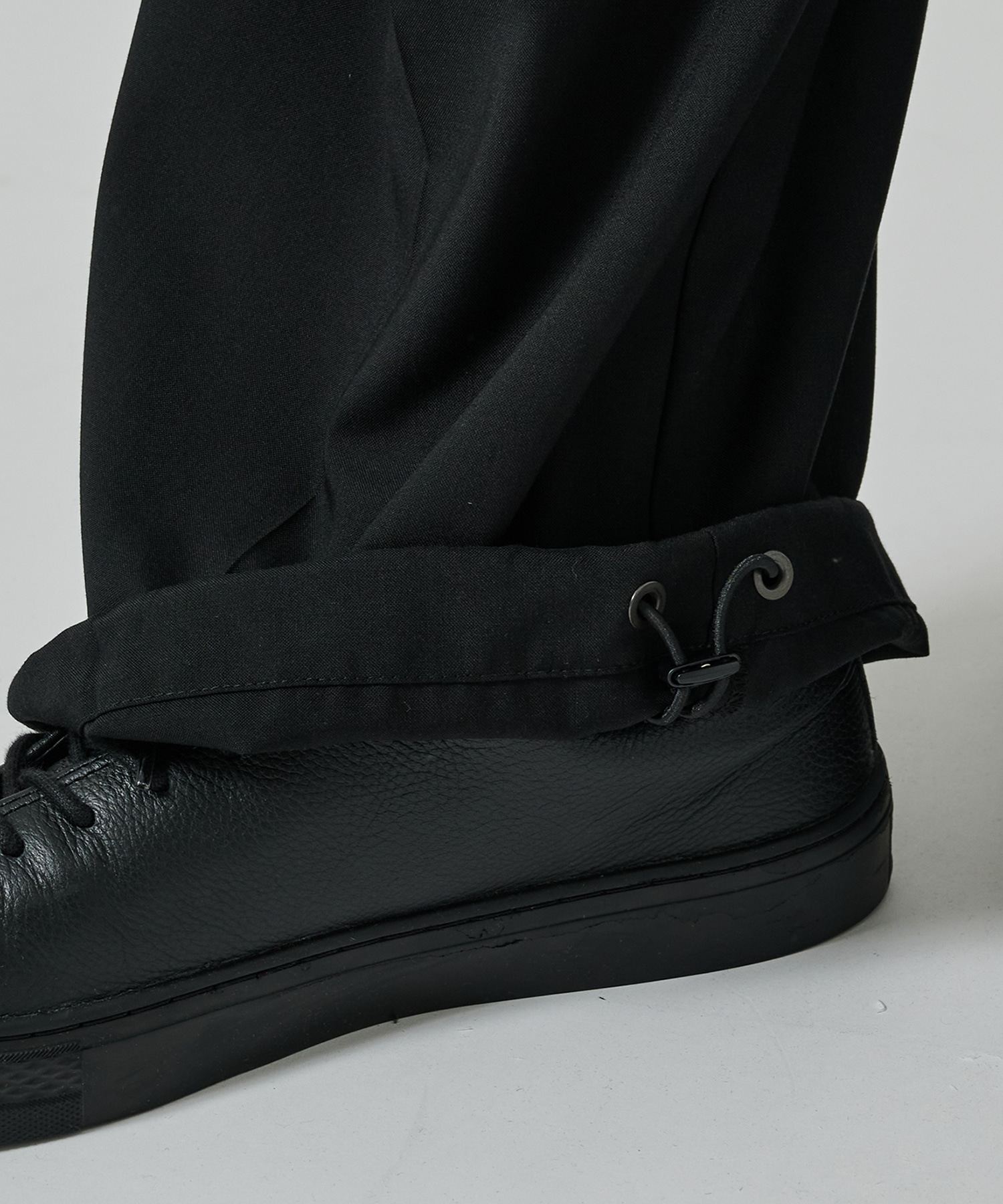 【涼しいウール】COOL WOOL CARGO PANTS STUDIOUS