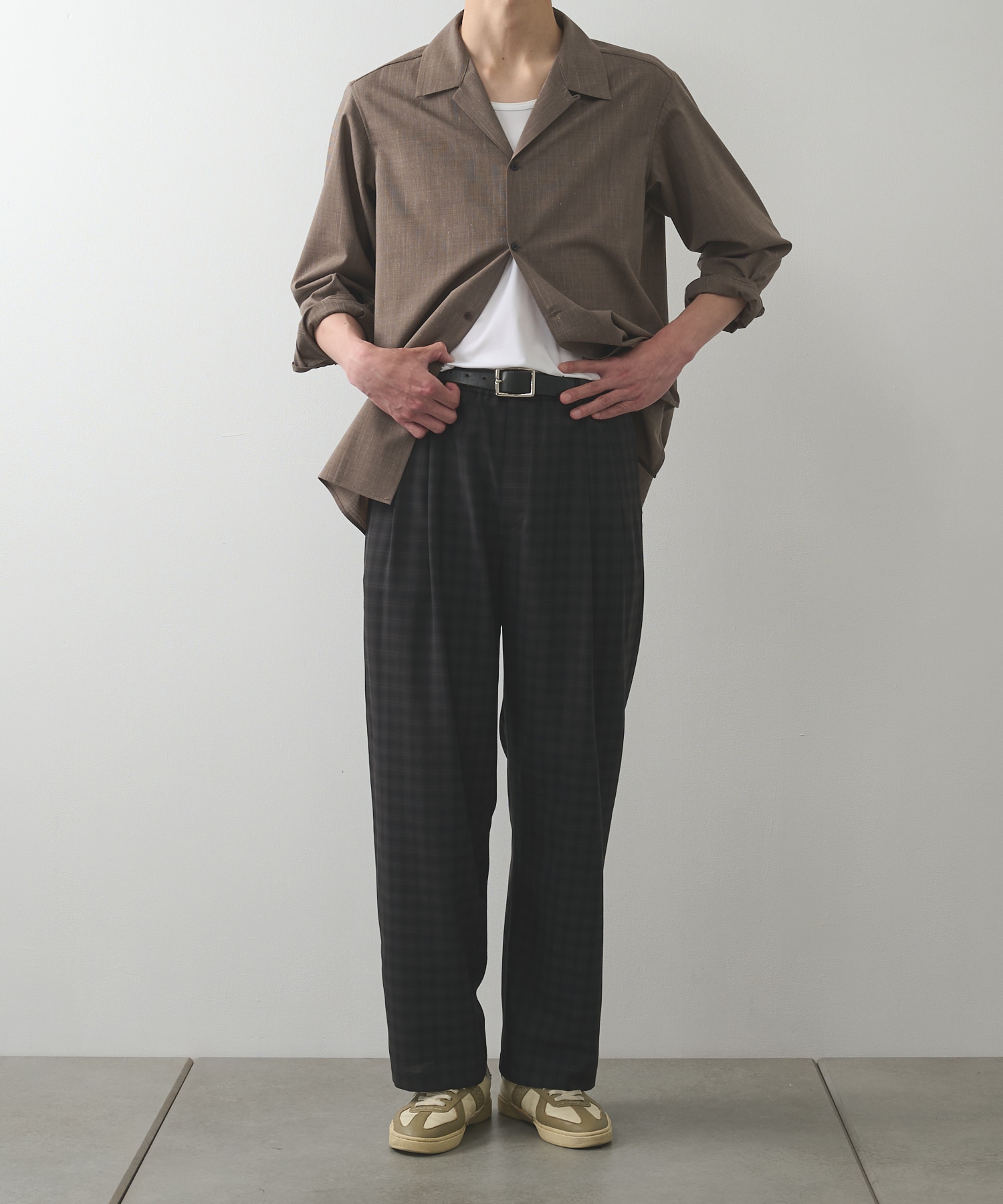 Extra Wool Easy Curve Pants STUDIOUS