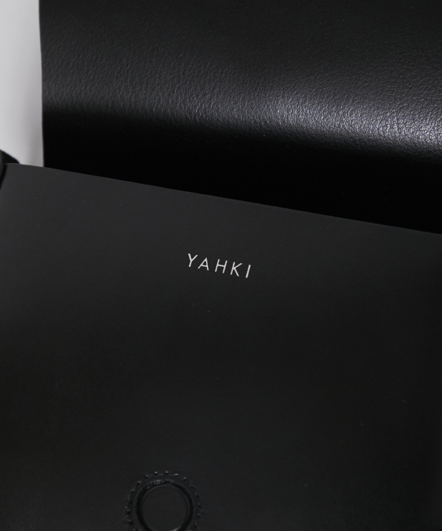 別注チェーンショルダーバッグ YAHKI