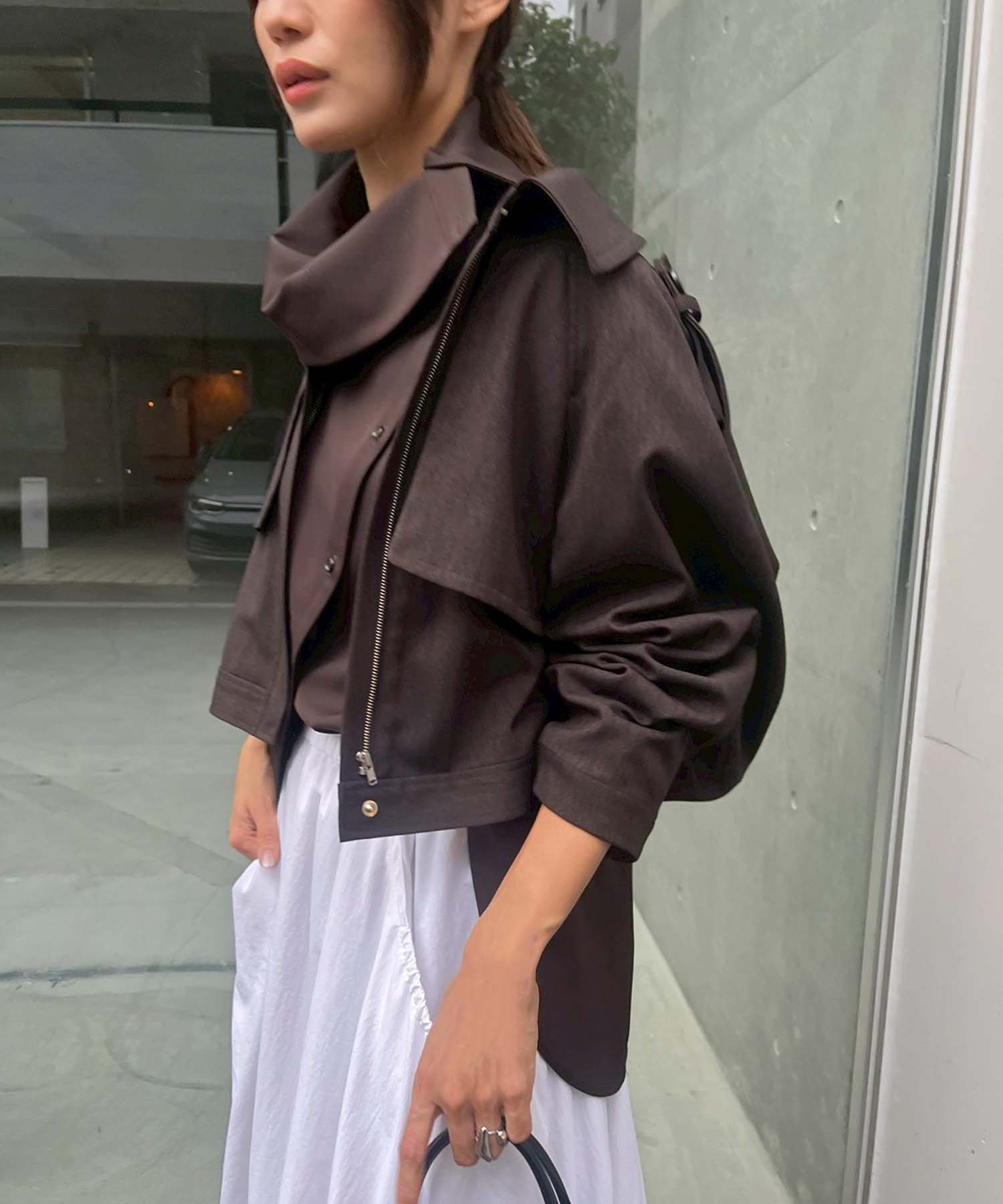 BACK GATHER SHORT TRENCH BLOUSON STUDIOUS