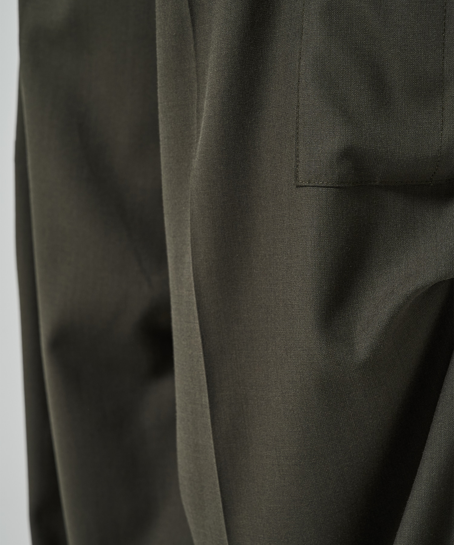 【涼しいウール】COOL WOOL CARGO PANTS STUDIOUS