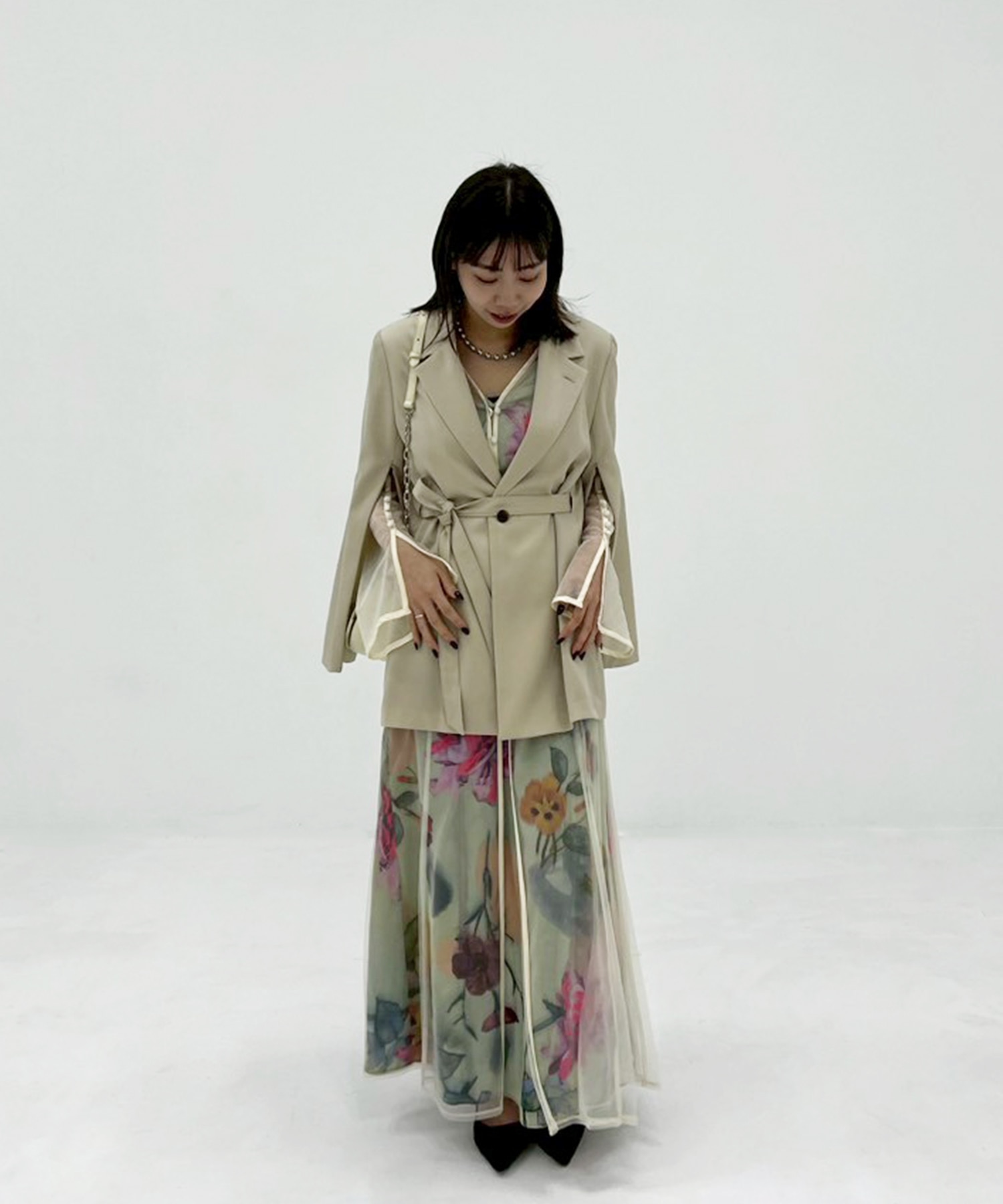 UND GRACE CHIFFON VEIL DRESS AMERI