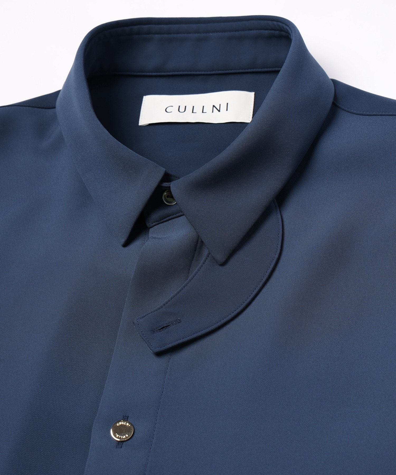 Double Satin Minimal Chin Tab Long Sleeve Shirt CULLNI