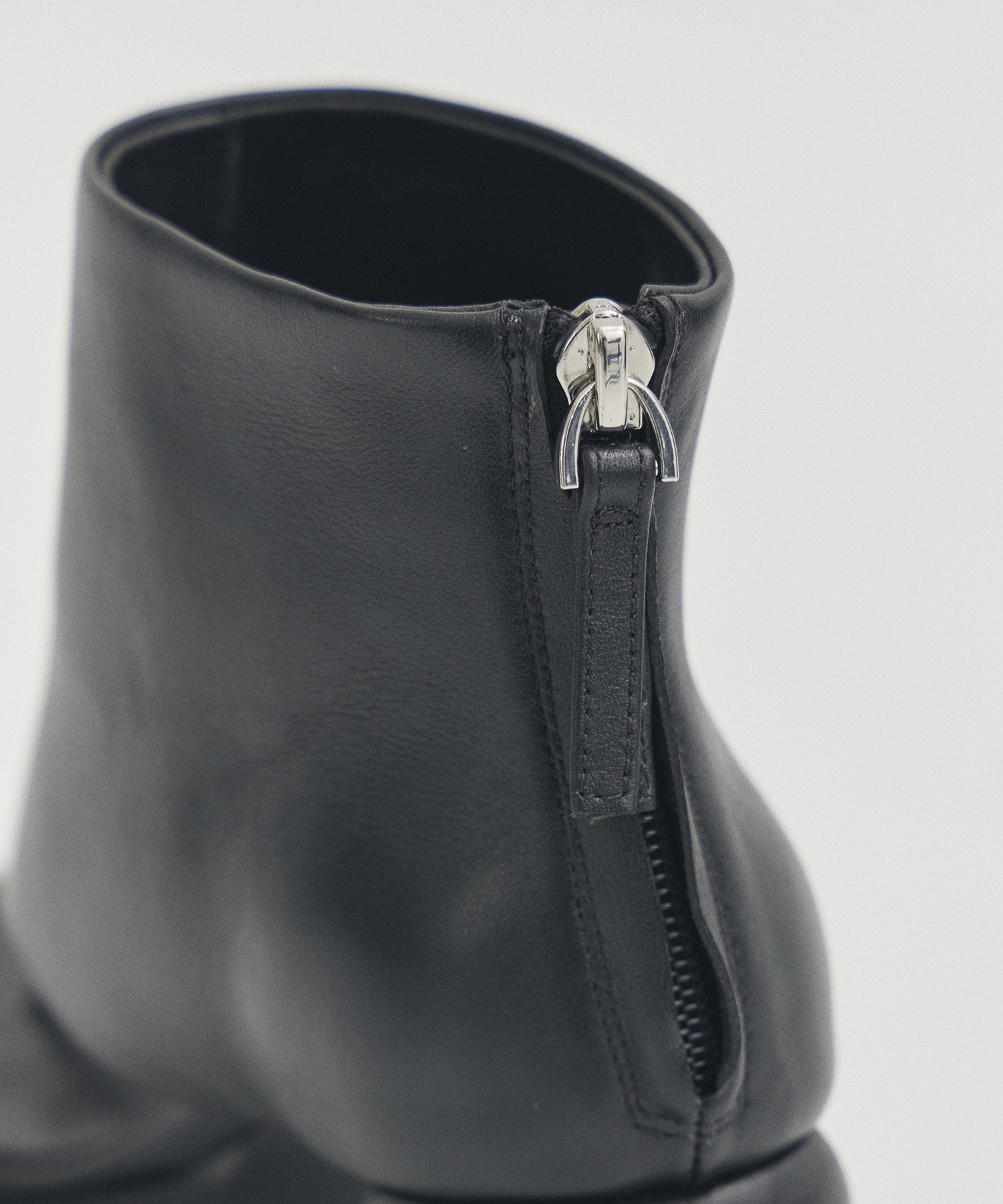 TENCIA LEATHER BOOTS ALM