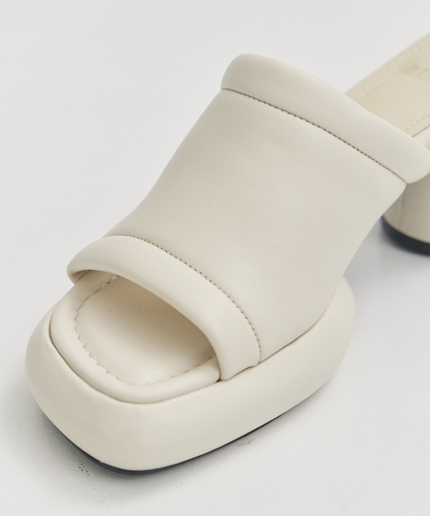 CIELO LEATHER SANDALS ALM