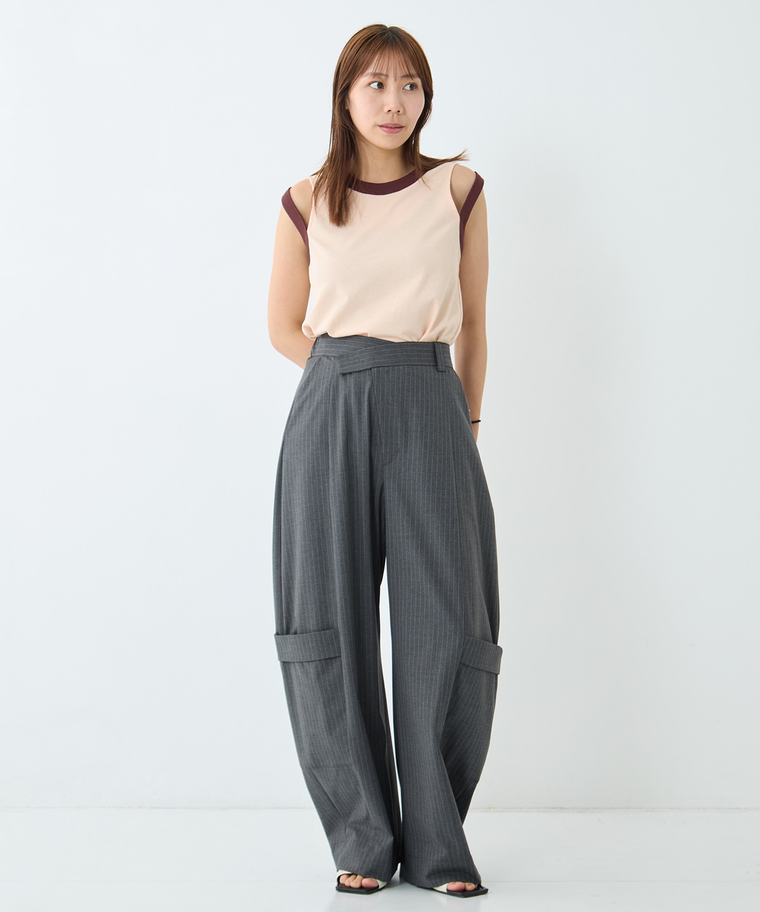 Soft Barrel Leg Flap Cargo Trousers STUDIOUS