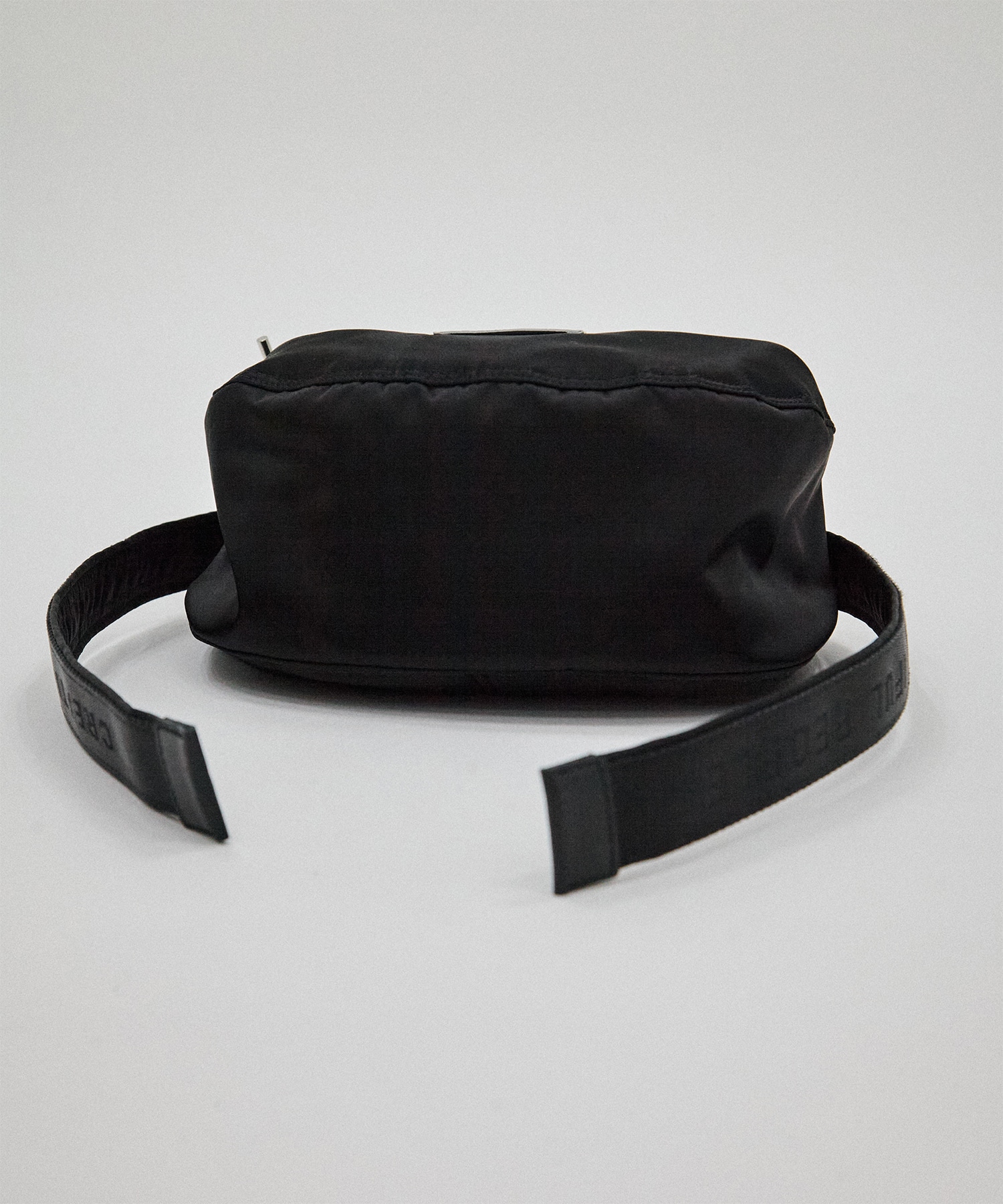 別注nylon moon shoulder bag beautiful people