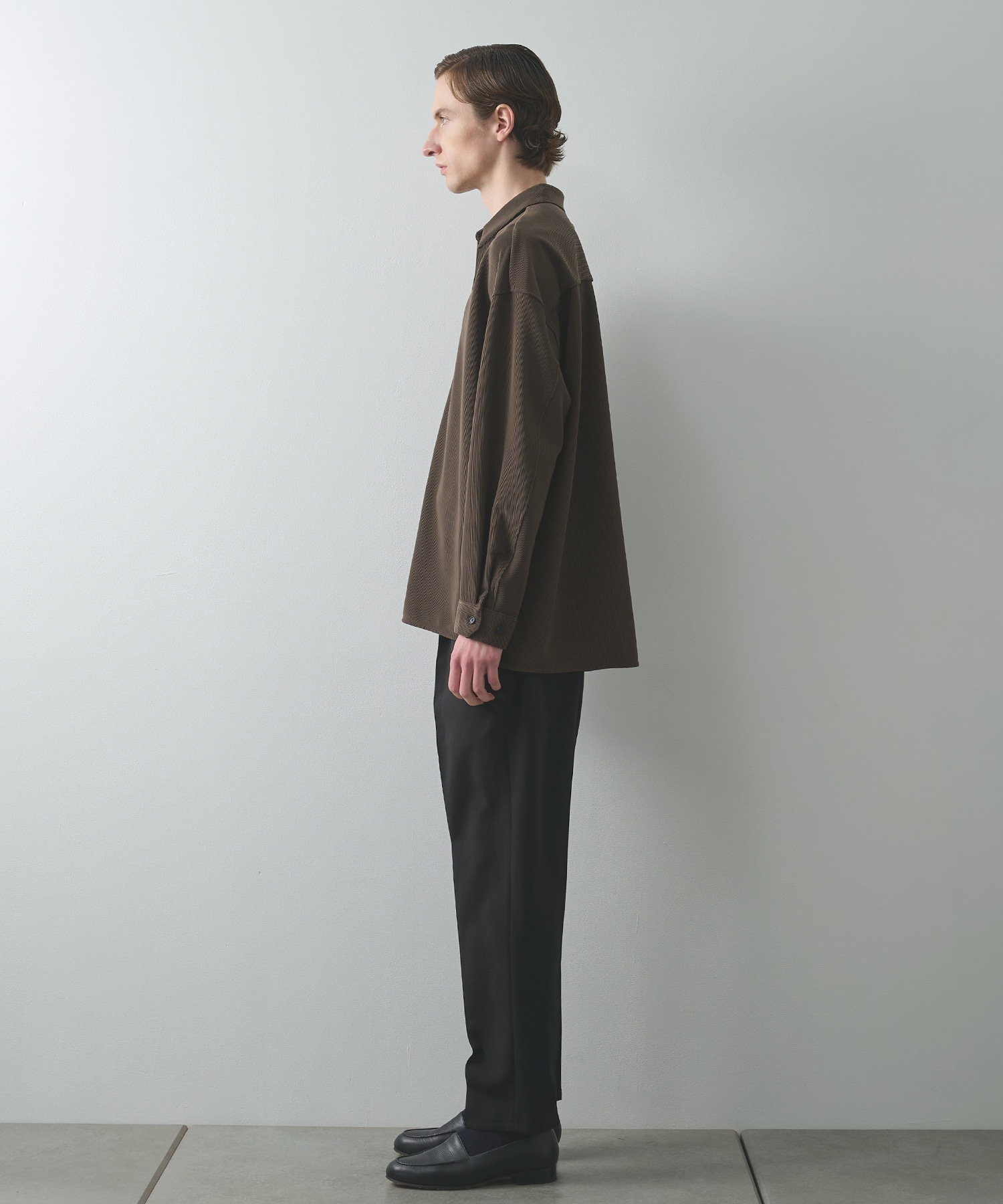 ESSENTIAL WIDE TAPERED PANTS STUDIOUS