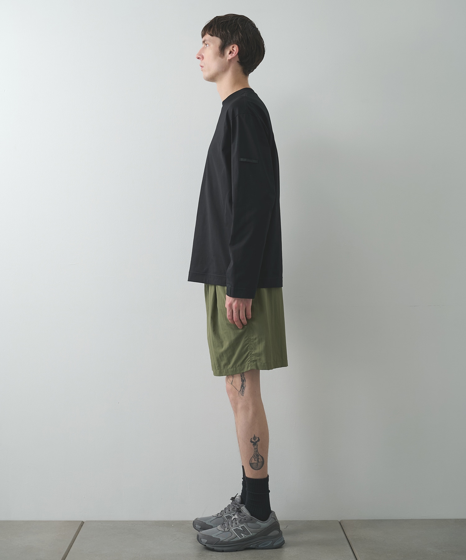 2251-CS10-022 L/S TEE N.HOOLYWOOD
