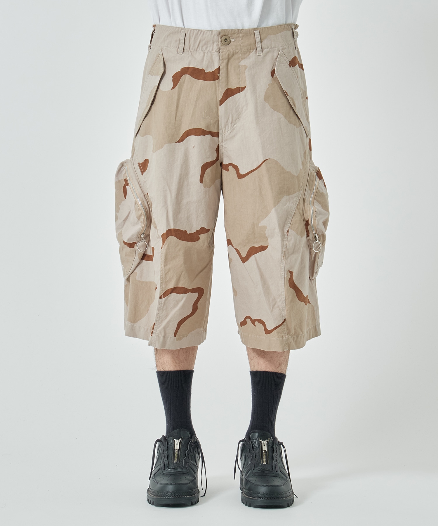 3D TWISTED CARGO SHORTS NVRFRGT