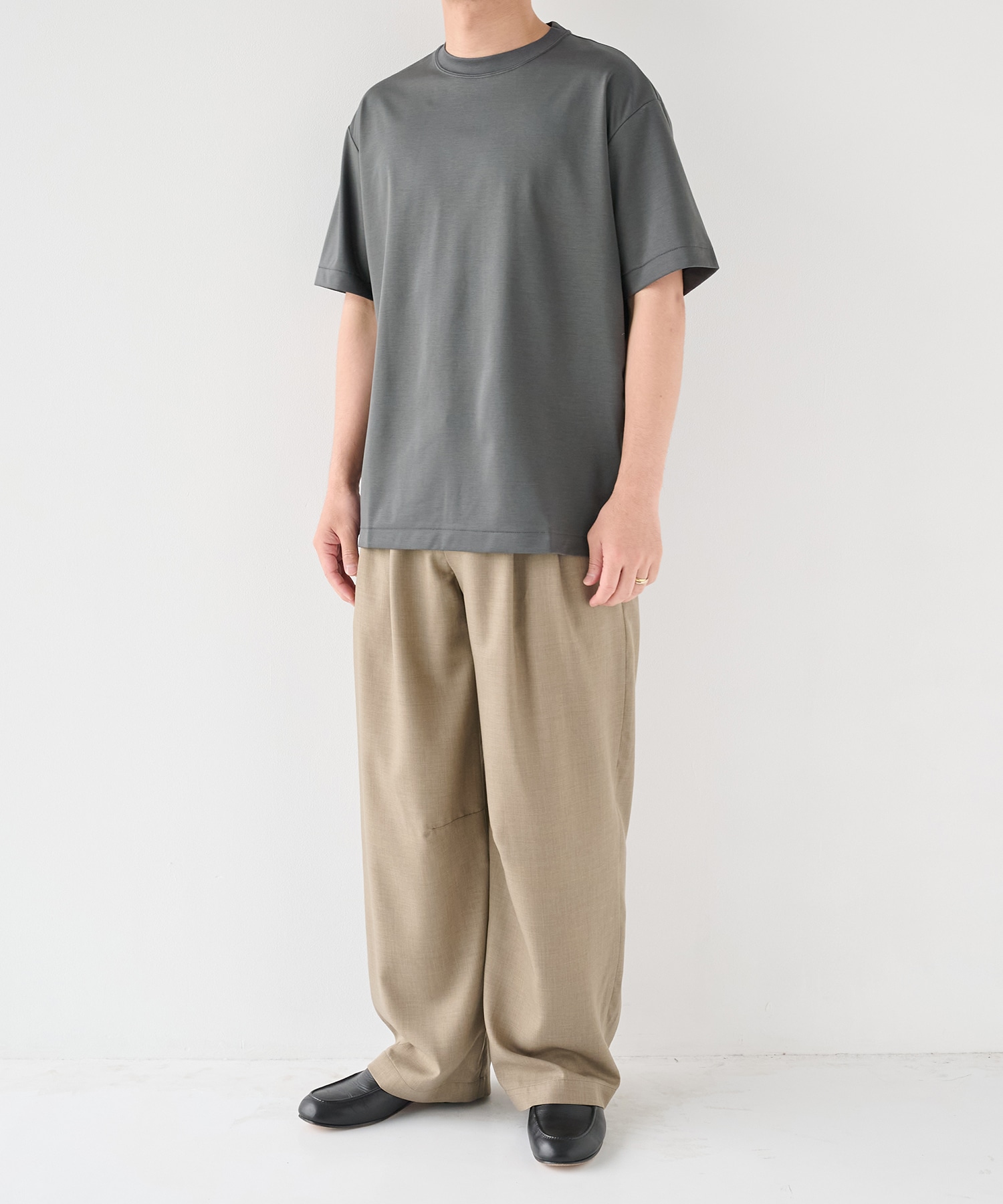32G ロイヤルクール レギュラーTシャツ STUDIOUS