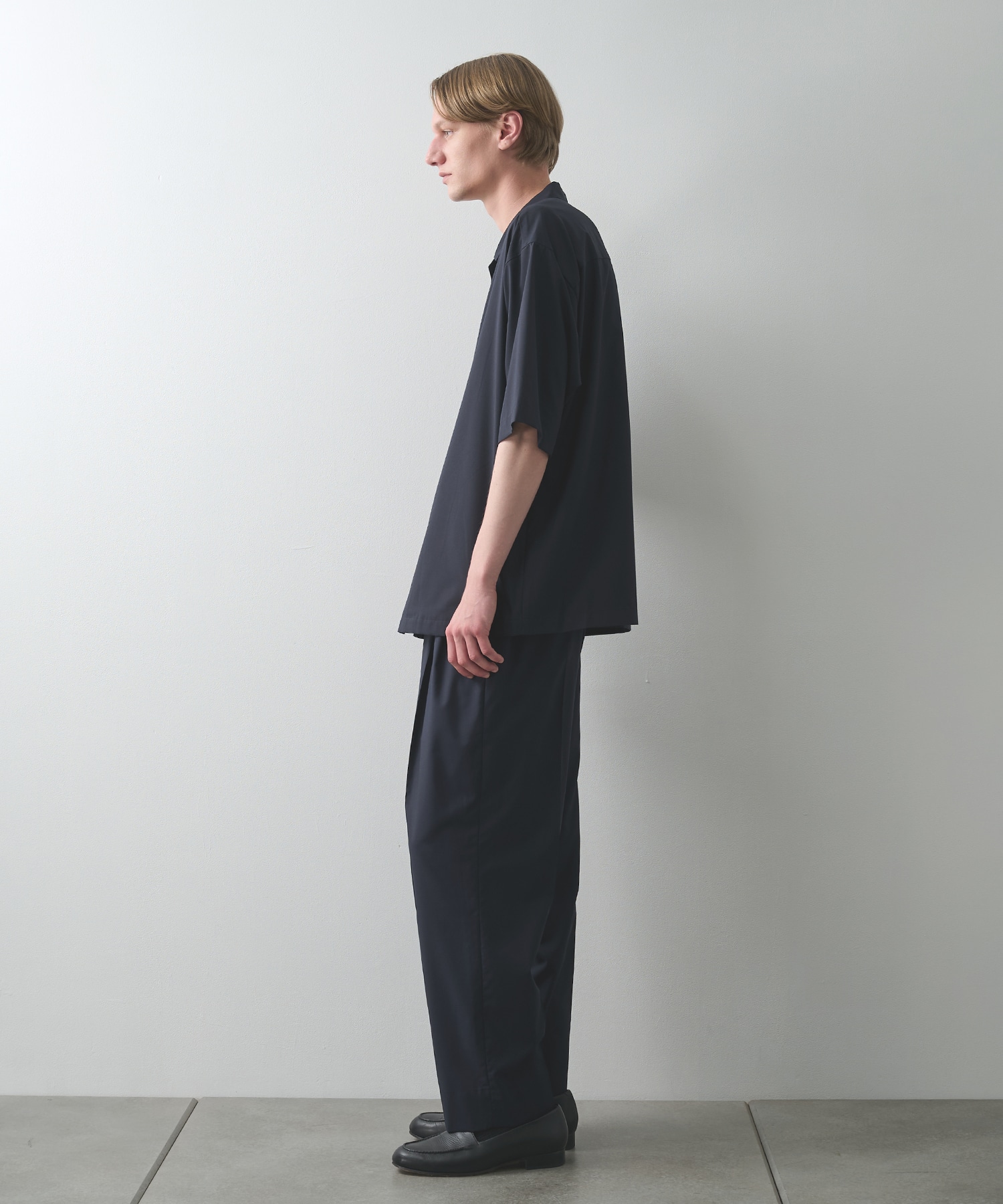 アイスワイドテーパードパンツ STUDIOUS