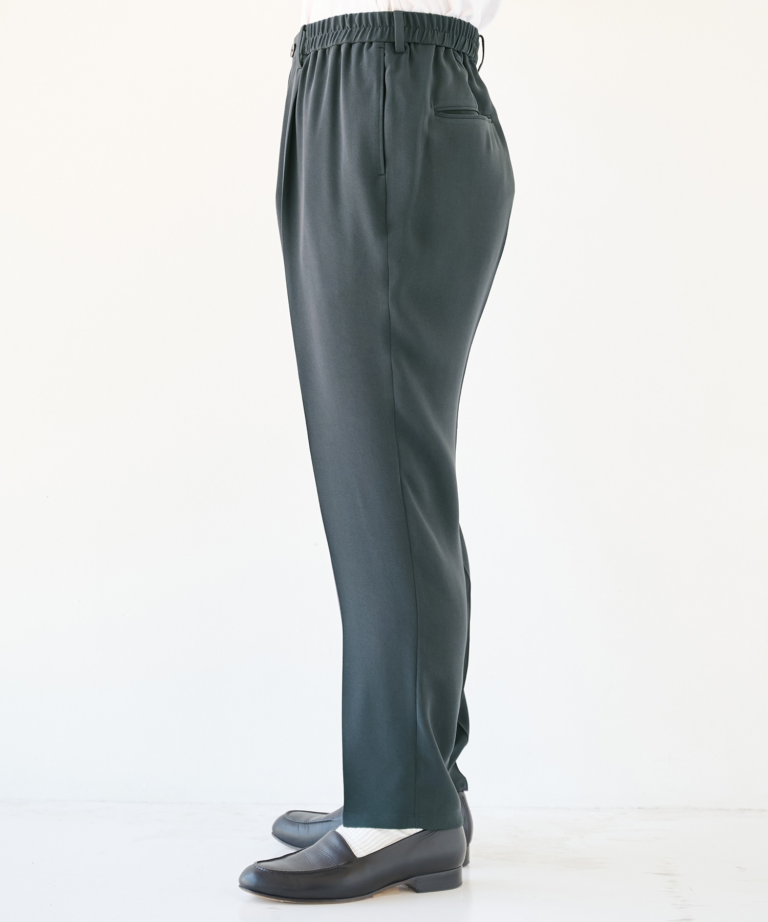 SUMMER ESSENTIAL TAPERED PANTS STUDIOUS