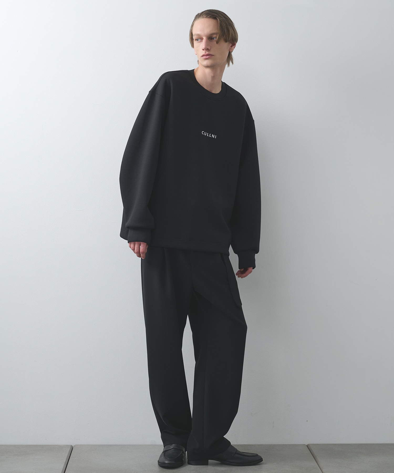 CULLNI Logo Embroidery Long Sleeve Pullover CULLNI