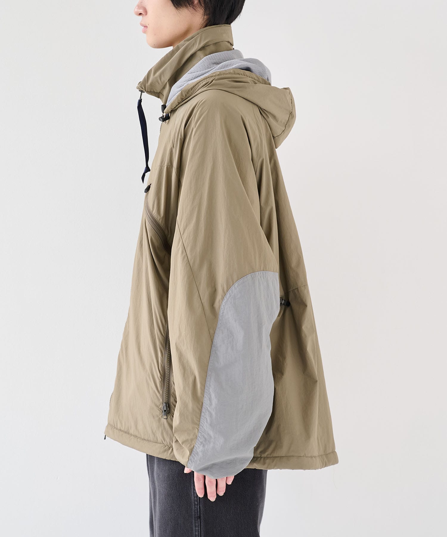 THE BREATHABLE INSULATED HOODED JACKET POLIQUANT