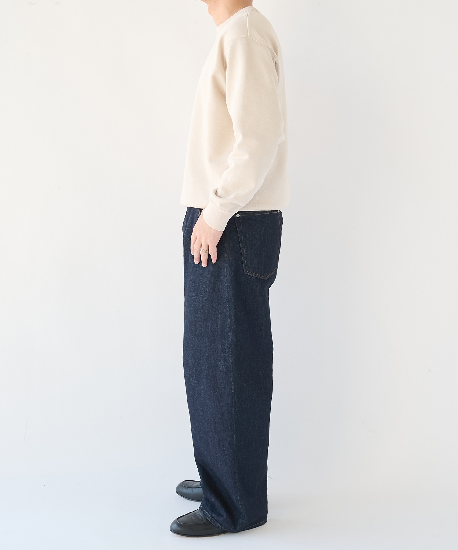 Light Clear Sweatshirt STUDIOUS