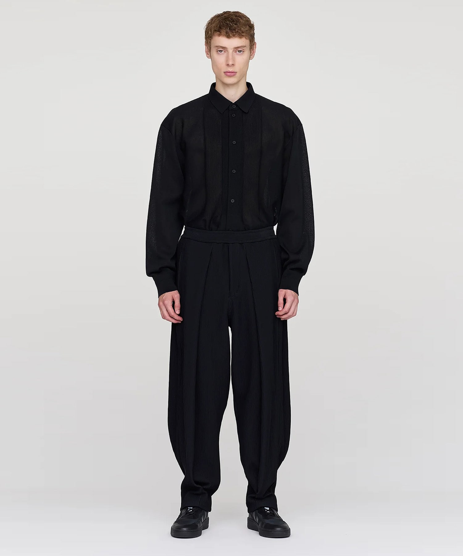 SOFT HYPHA TUCKED PANTS CFCL