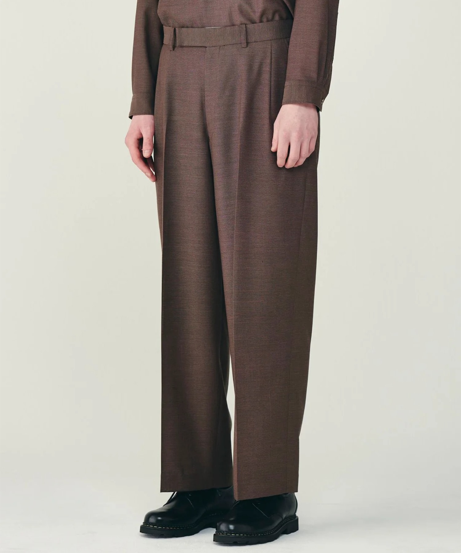 ONE TUCK WIDE TROUSERS 