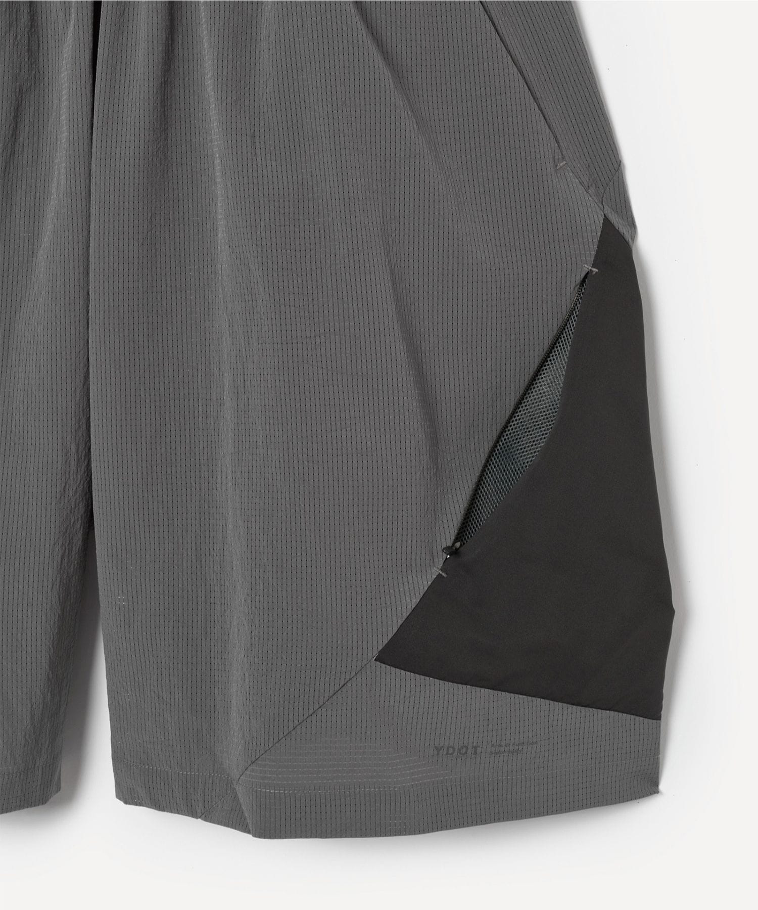 AIR VENT BUGGY SHORTS YDOT