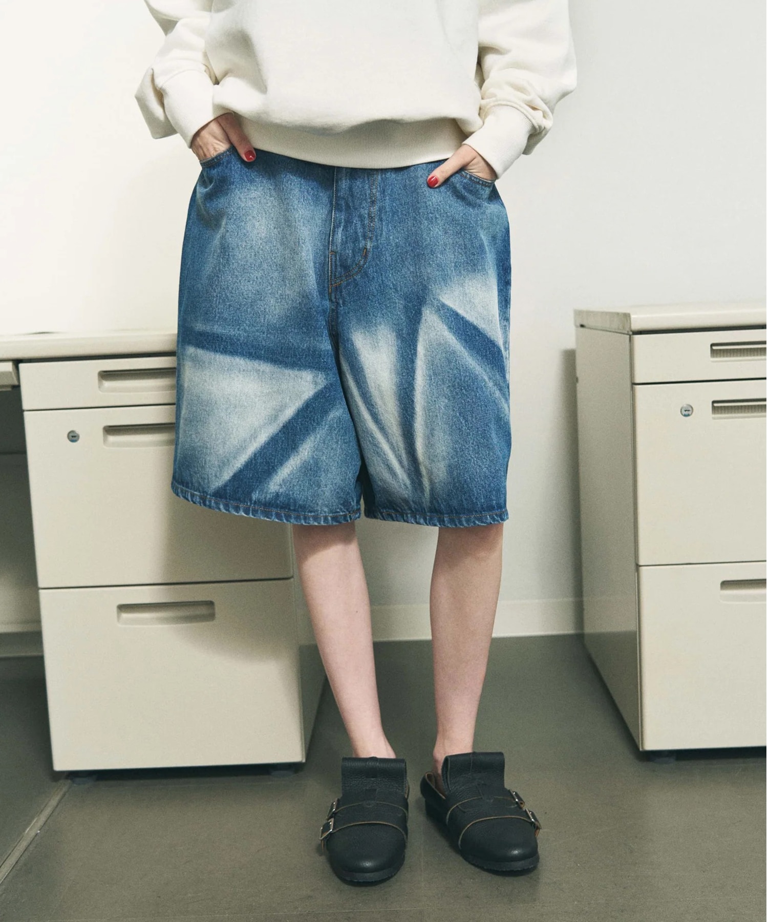 6 POCKET DENIM SHORTS LAZER PHINGERIN