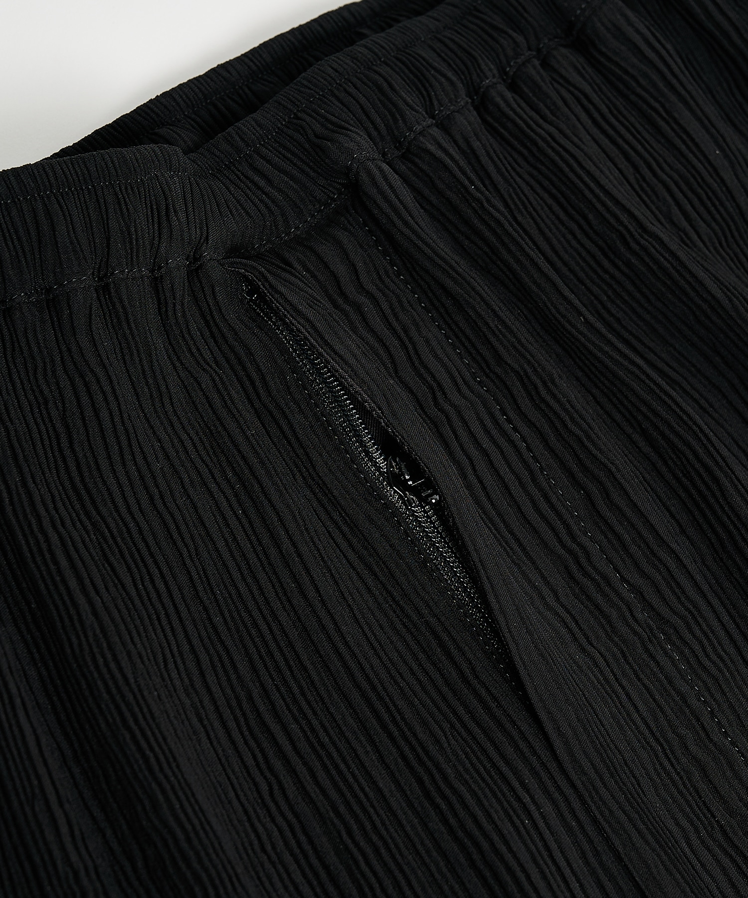 Silky Pleats Easy Pants STUDIOUS