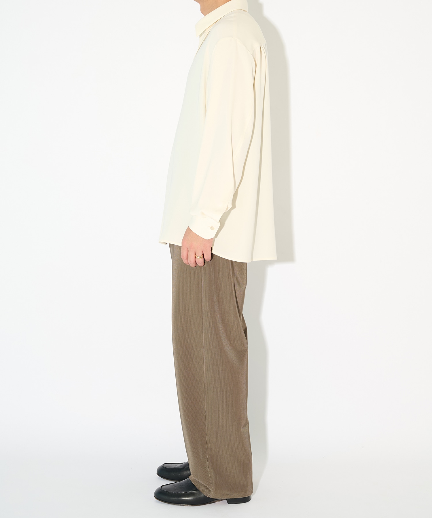 Double Satin Minimal Chin Tab Long Sleeve Shirt CULLNI
