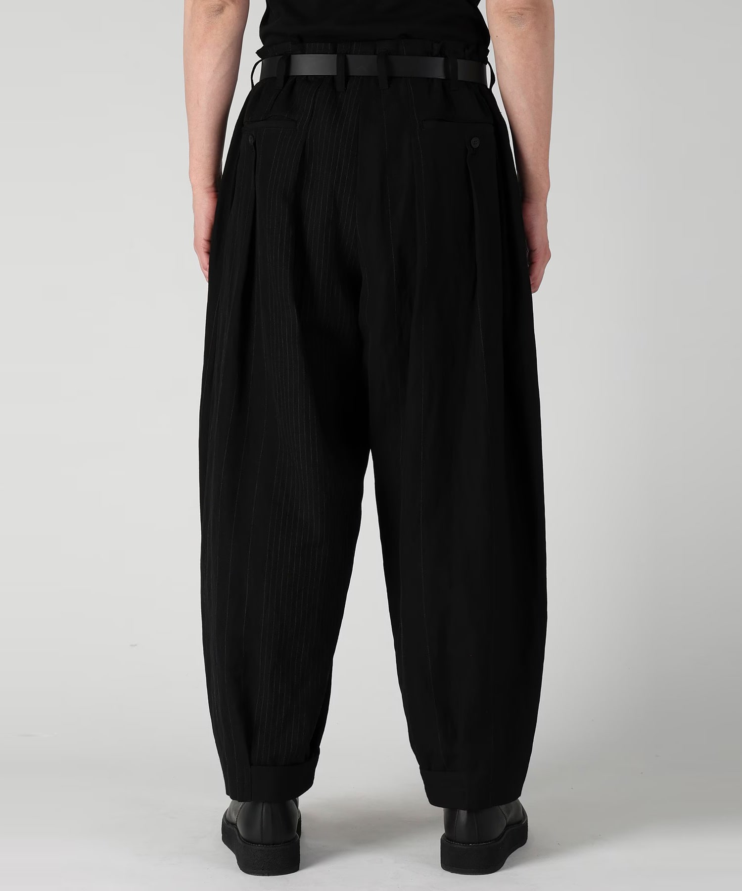 HEM TAB WIDE TUCK PANTS Yohji Yamamoto