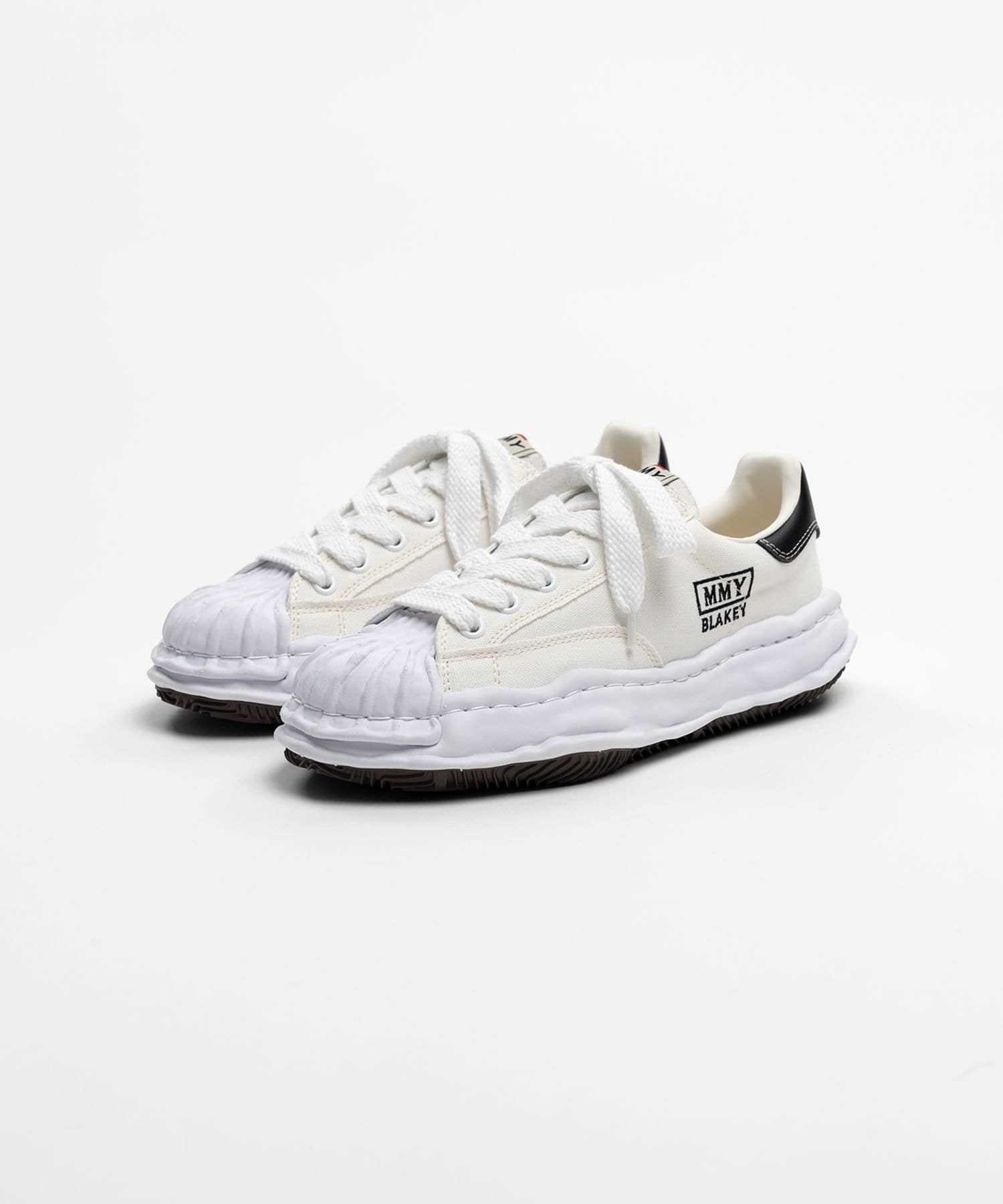 BLAKEY/ original sole canvas Low-Top sneaker Maison MIHARA YASUHIRO