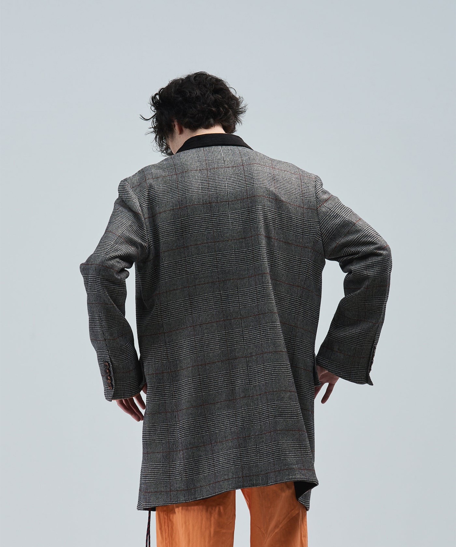 or Coat? BED J.W. FORD