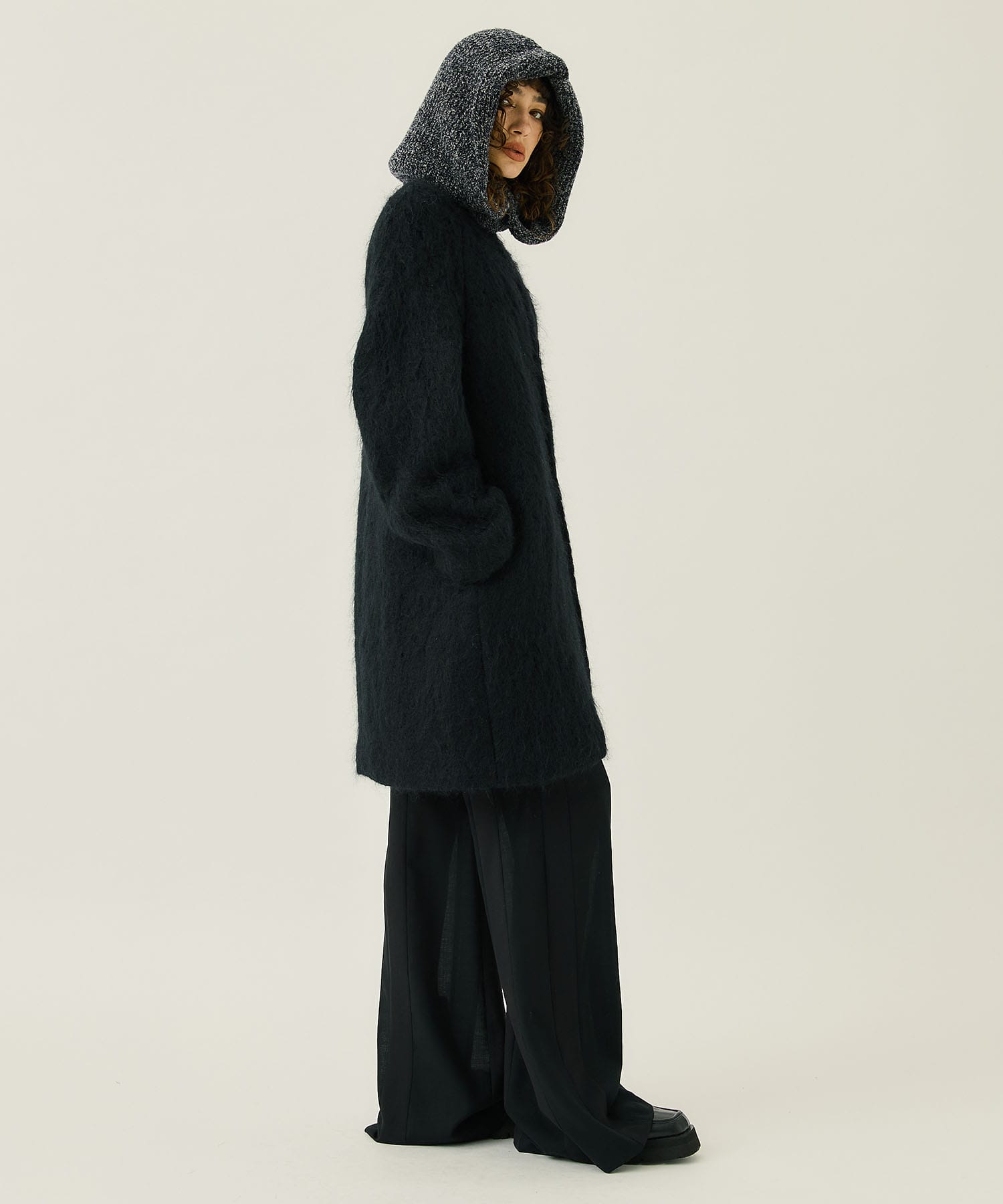 hood neck FUMIE=TANAKA