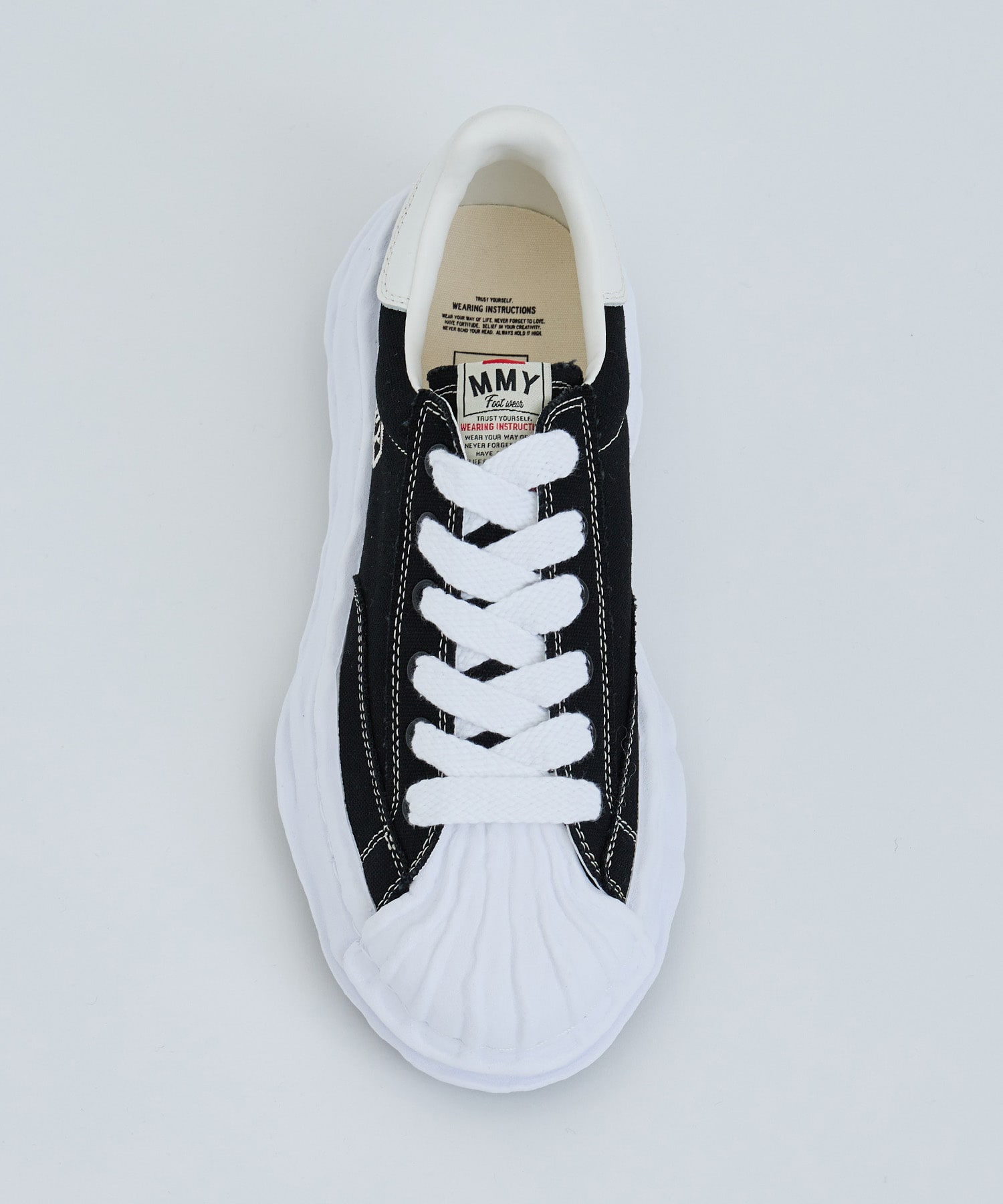 BLAKEY Low original sole canvas low top sneakers Maison MIHARA YASUHIRO