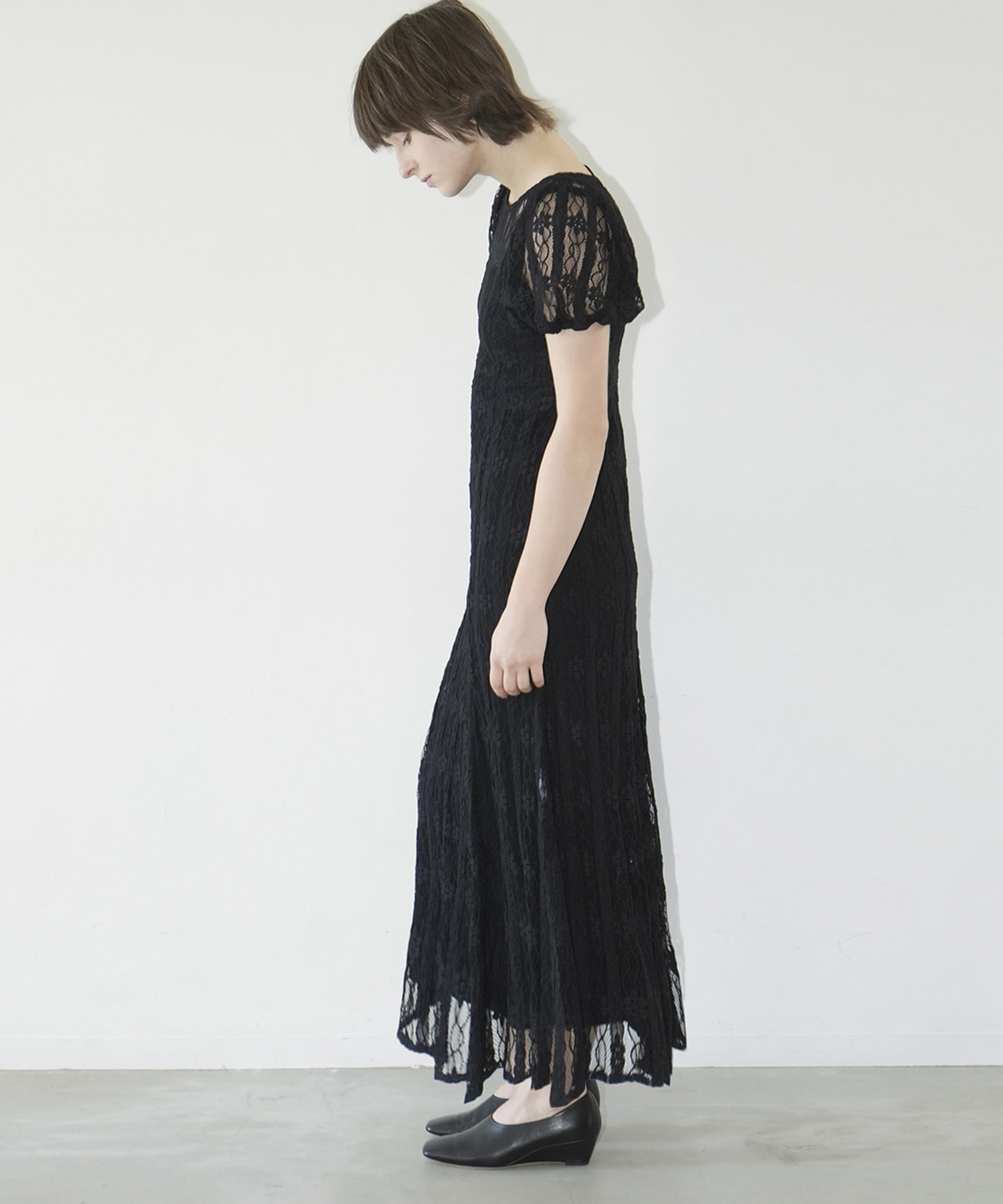 LACE MINI PUFF SLEEVE ONEPIECE CLANE