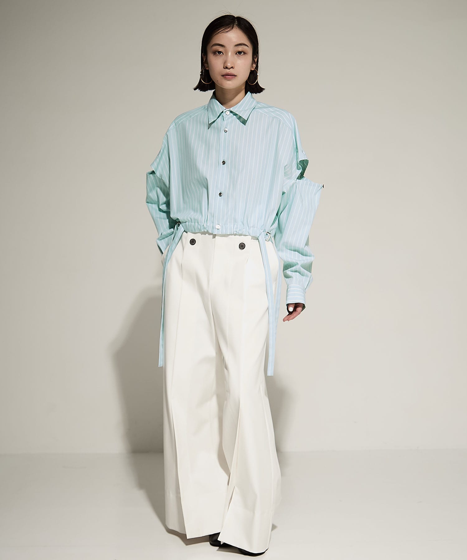 Double Belt Cropped Shirt UJOH