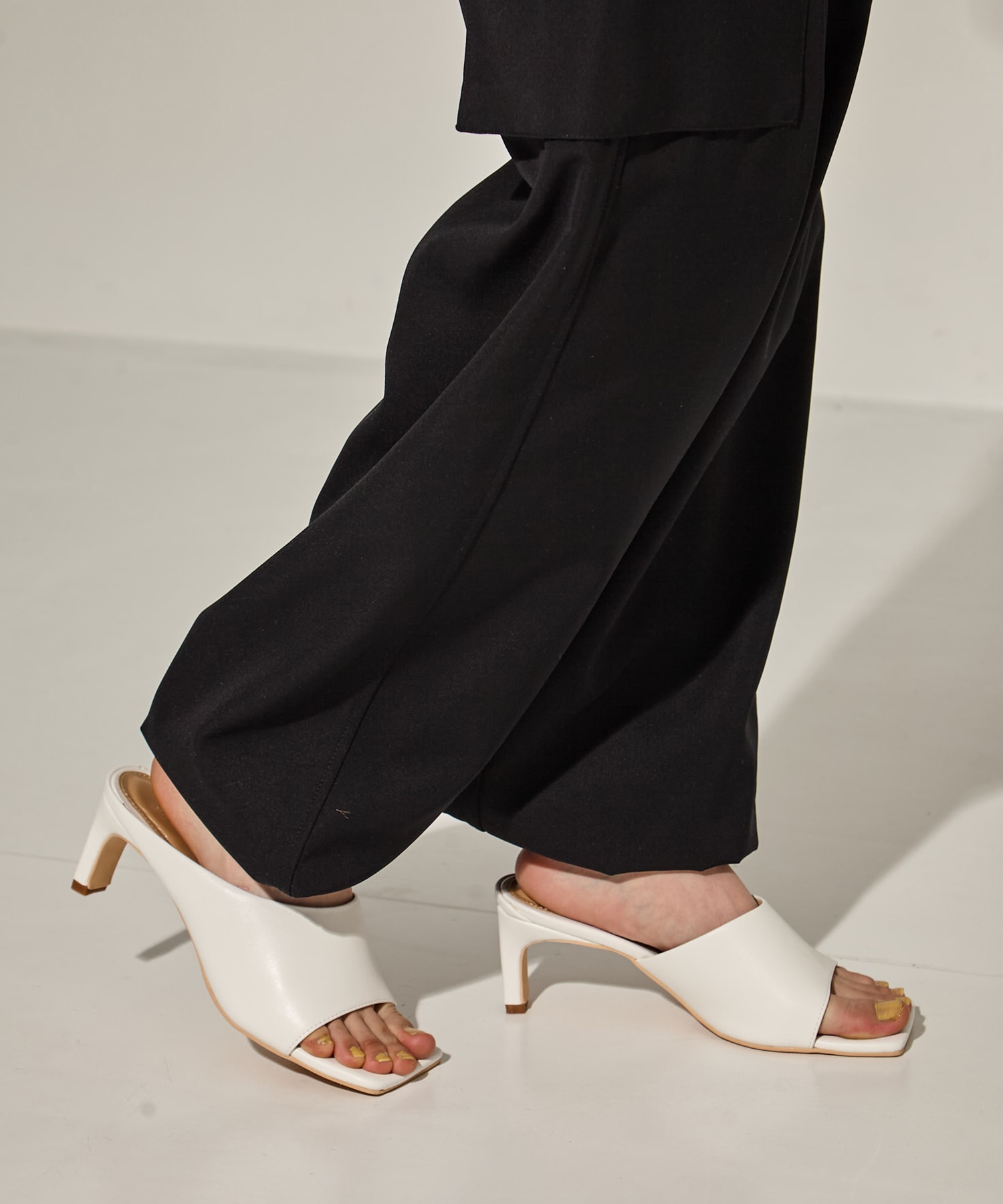 Square Toe Mule STUDIOUS