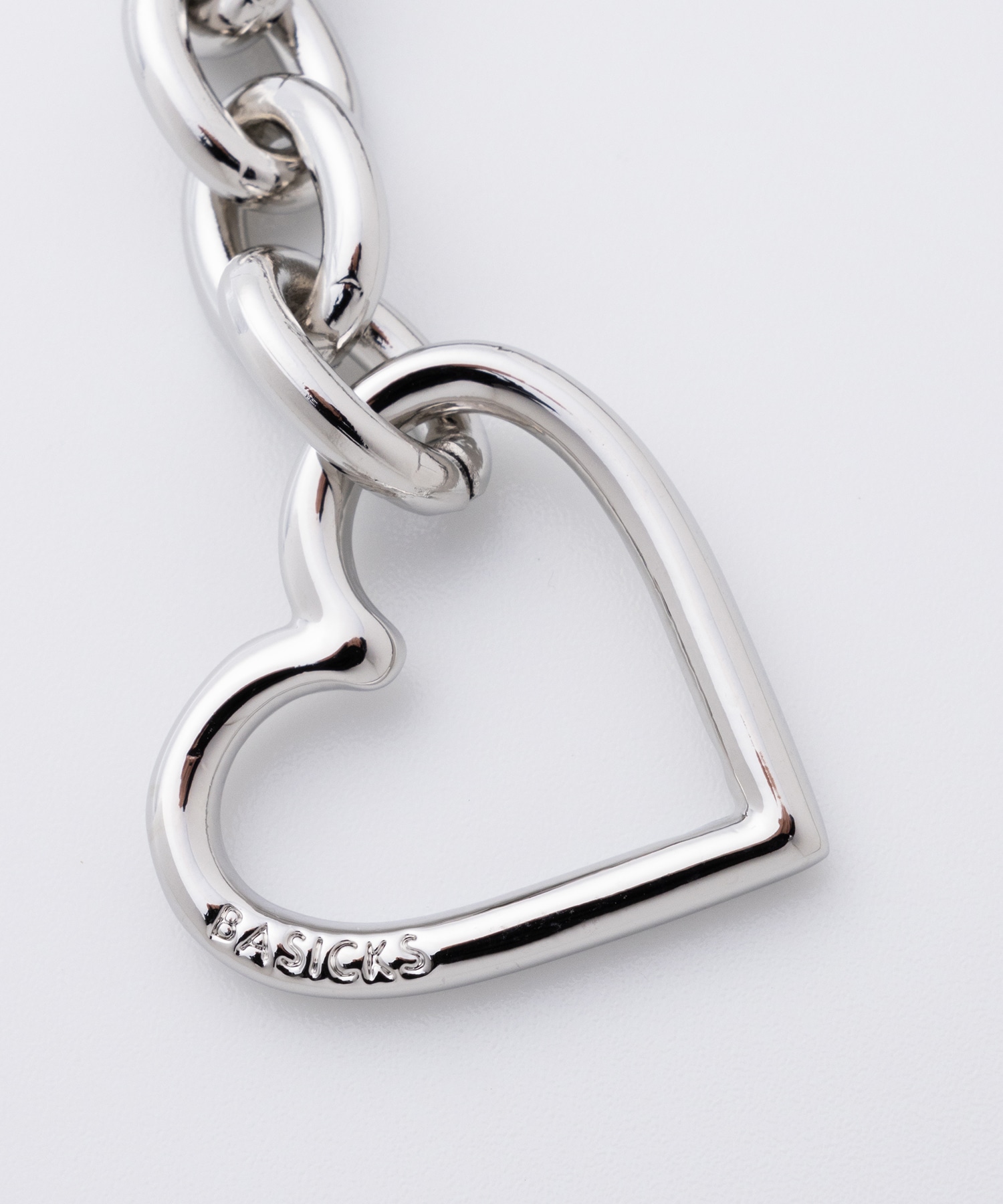 Heart Bracelet (Medium Link) BASICKS
