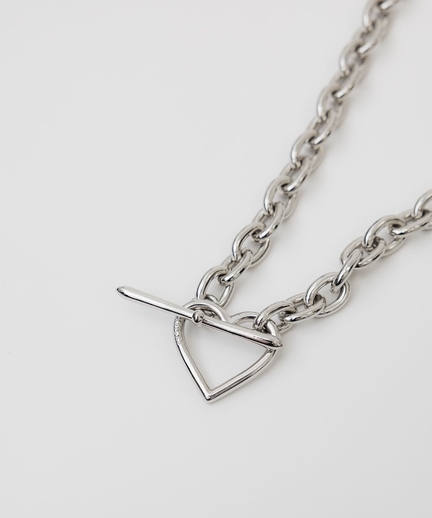 Heart Necklace (Medium Link) BASICKS