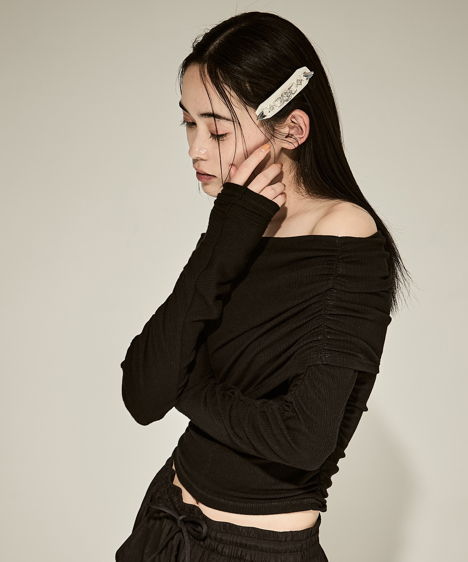 別注Metal leather barette mini TOGA
